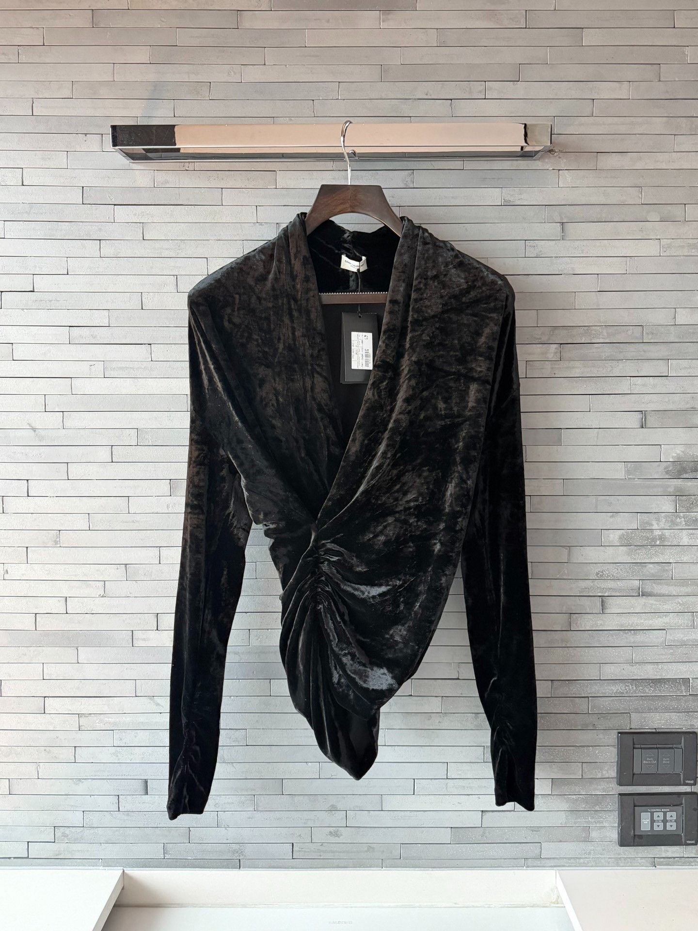 Saint Laurent Paris Saint Laurent Velvet Shirt Size L Size US L / EU 52-54 / 3 - 2 Thumbnail
