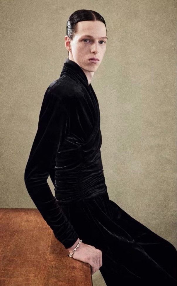 Saint Laurent Paris Saint Laurent Velvet Shirt Size L Size US L / EU 52-54 / 3 - 10 Thumbnail