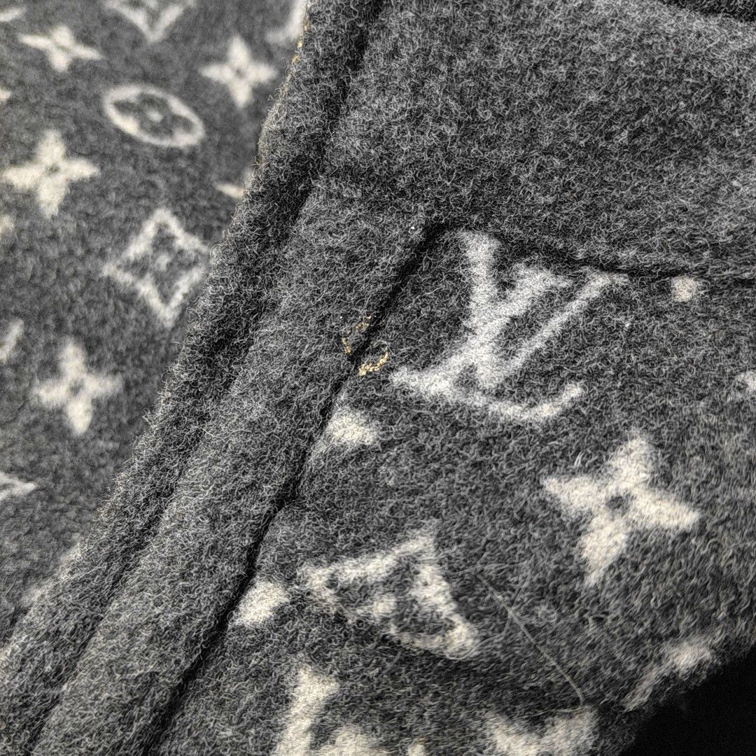 Louis Vuitton Louis Vuitton Monogram Wool Hoodie Jacket Size 32 Size XXS / US 00 / IT 34 - 7 Thumbnail
