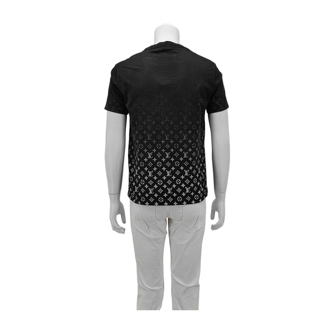 Louis Vuitton Louis Vuitton Monogram Short Sleeve T-Shirt Size M Size US M / EU 48-50 / 2 - 2 Thumbnail