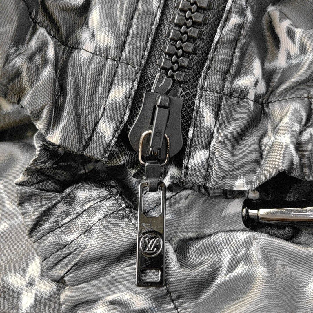 Louis Vuitton LOUIS VUITTON Monogram Hooded Jacket Size 36 Size XS / US 0-2 / IT 36-38 - 5 Thumbnail