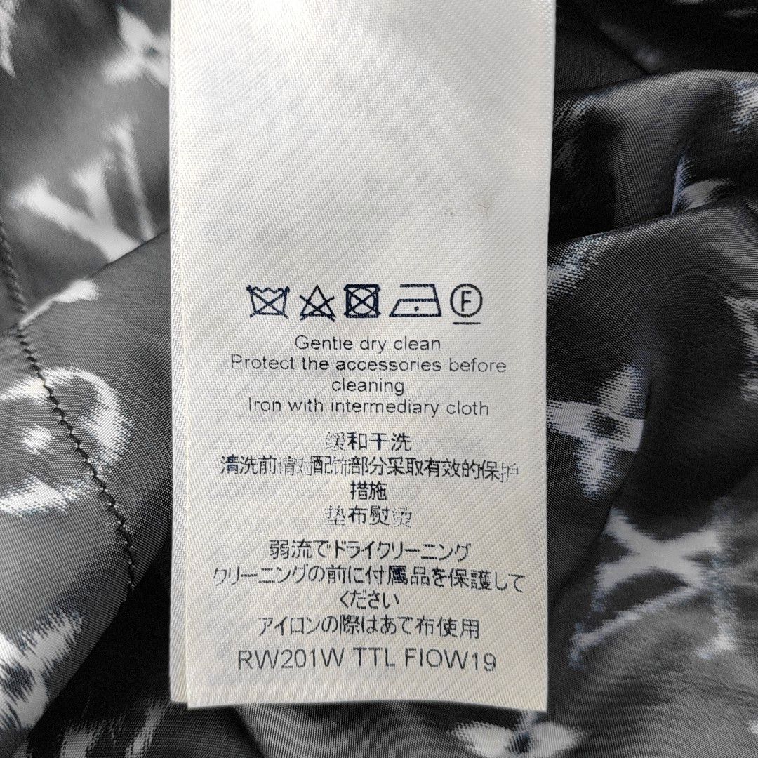 Louis Vuitton LOUIS VUITTON Monogram Hooded Jacket Size 36 Size XS / US 0-2 / IT 36-38 - 4 Thumbnail