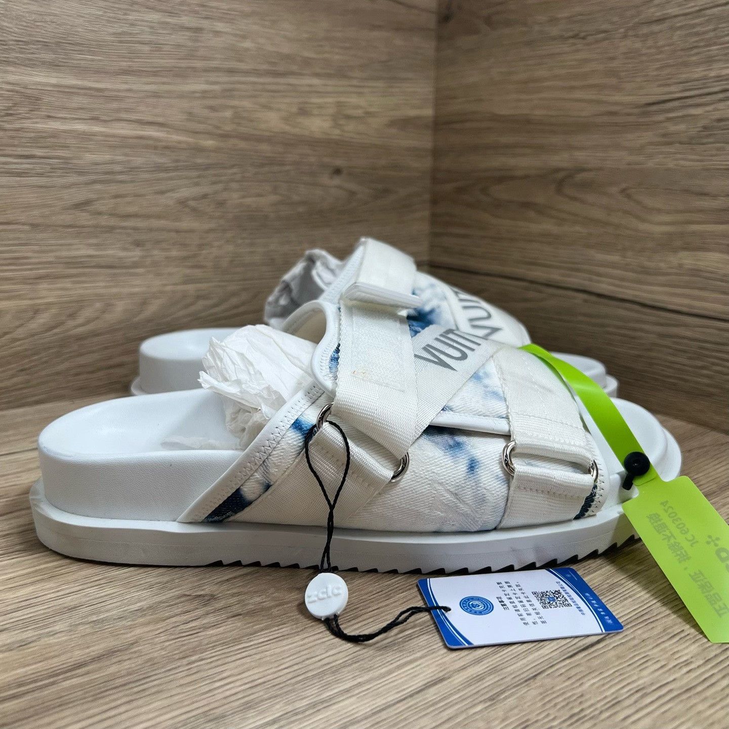 Louis Vuitton Louis Vuitton Tie-Dye Honolulu Sandals US 7.5 Size US 7.5 / EU 40-41 - 4 Thumbnail