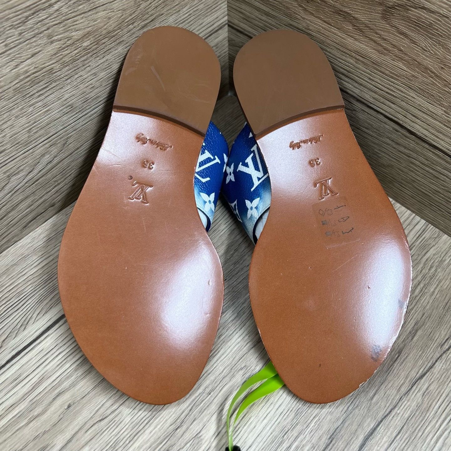 Louis Vuitton Louis Vuitton Palma Monogram Thong Sandals Size 36 Size US 5 / IT 35 - 6 Thumbnail