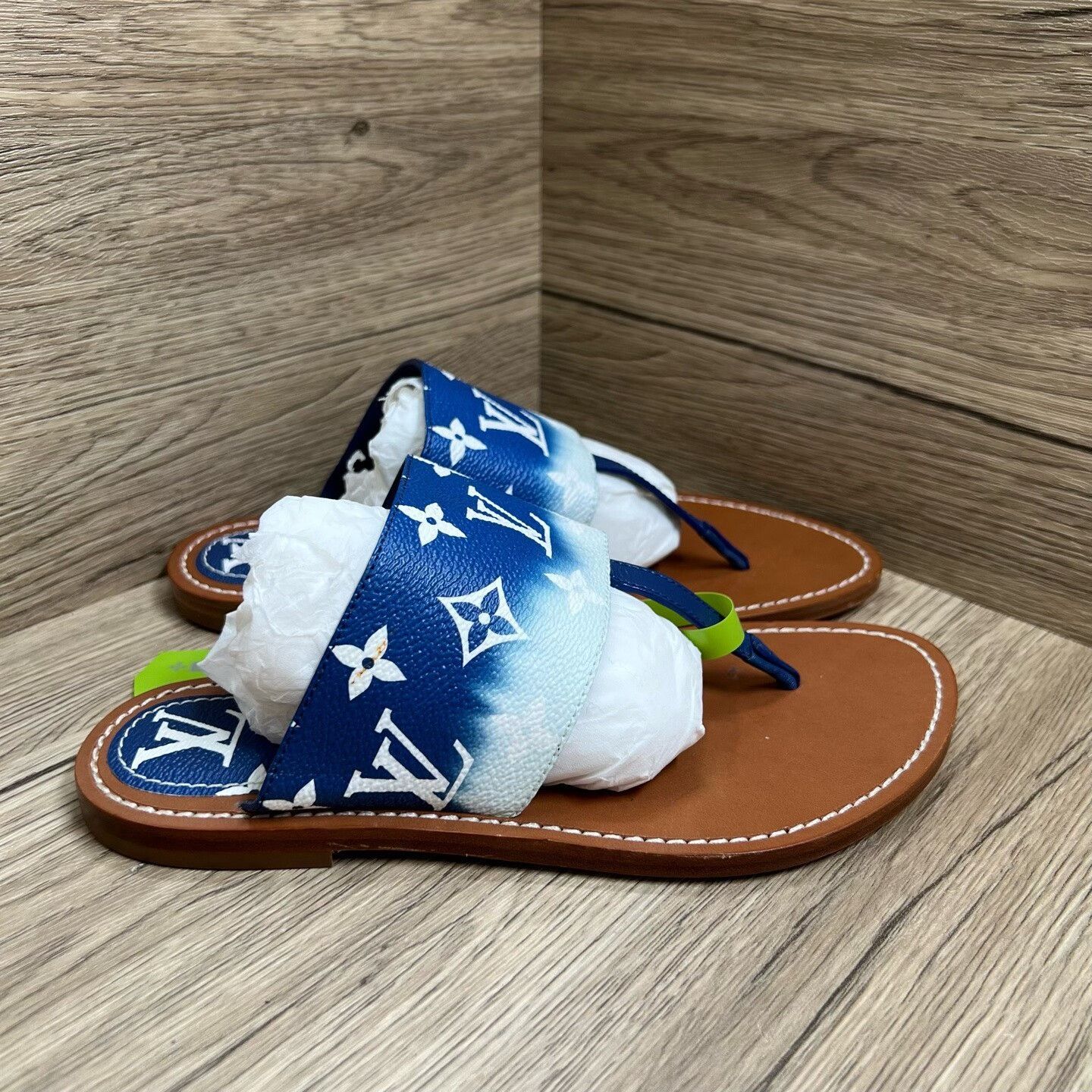 Louis Vuitton Louis Vuitton Palma Monogram Thong Sandals Size 36 Size US 5 / IT 35 - 4 Thumbnail