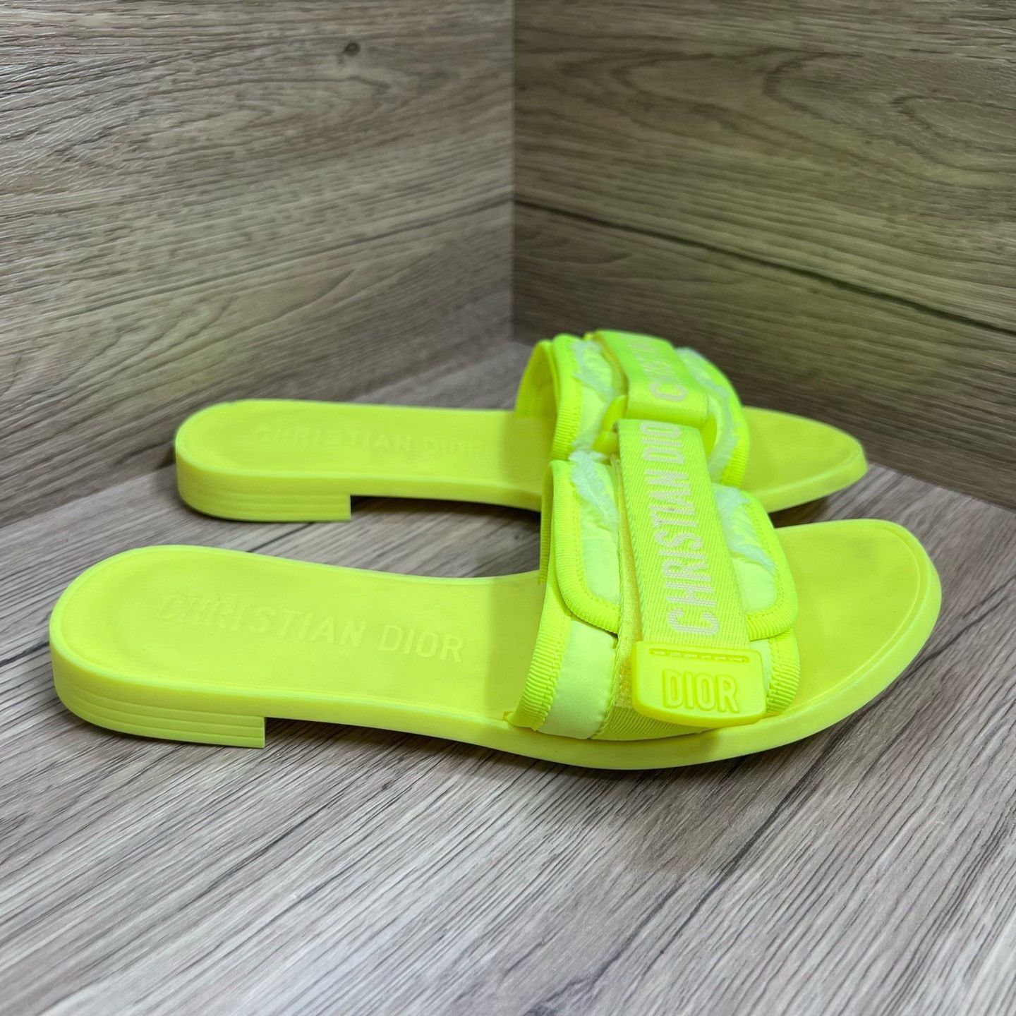 Dior Dior Neon Green Sandals Size 38 Size US 8 / IT 38 - 5 Thumbnail