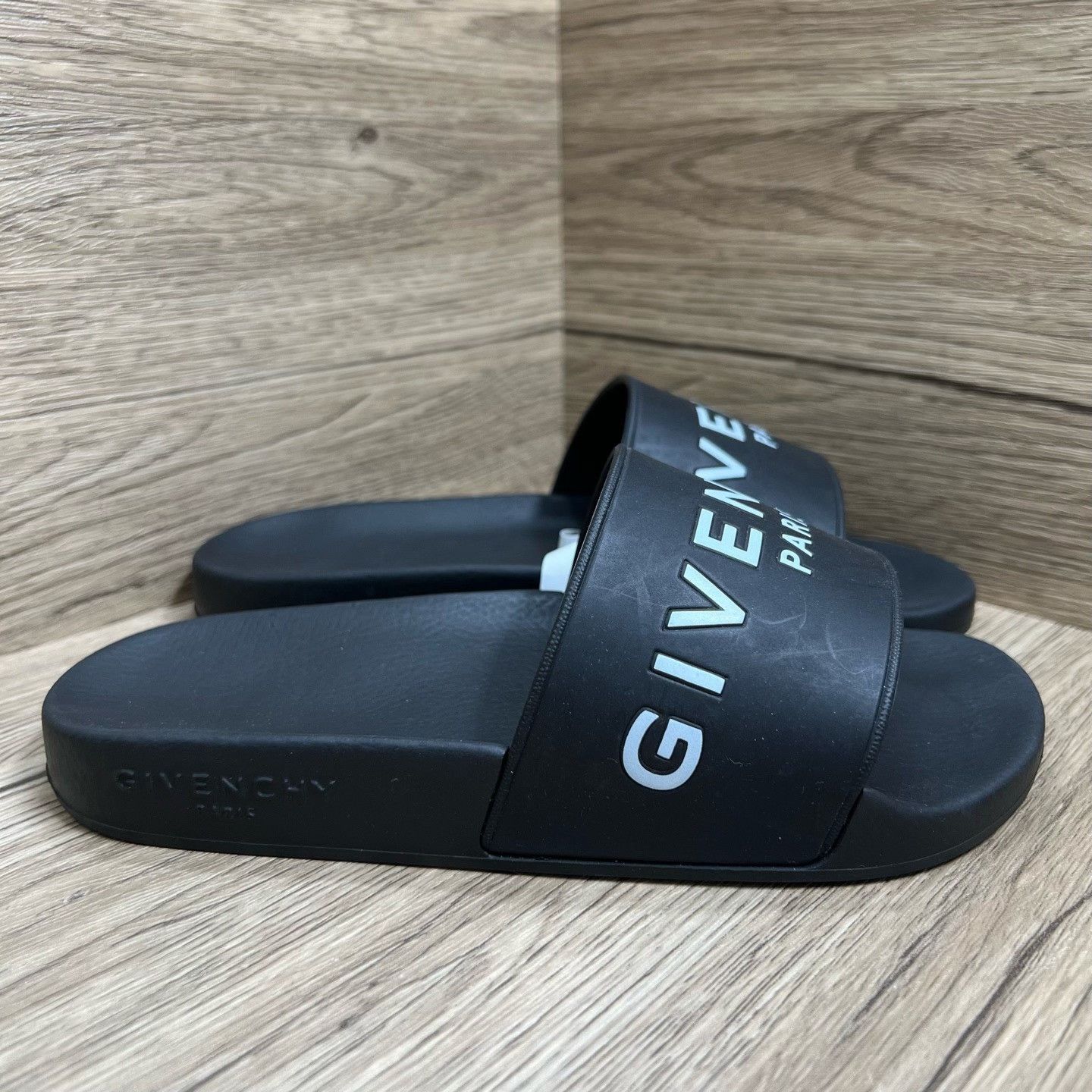 Givenchy Givenchy Logo Slides Size 35 Size US 5 / IT 35 - 4 Thumbnail
