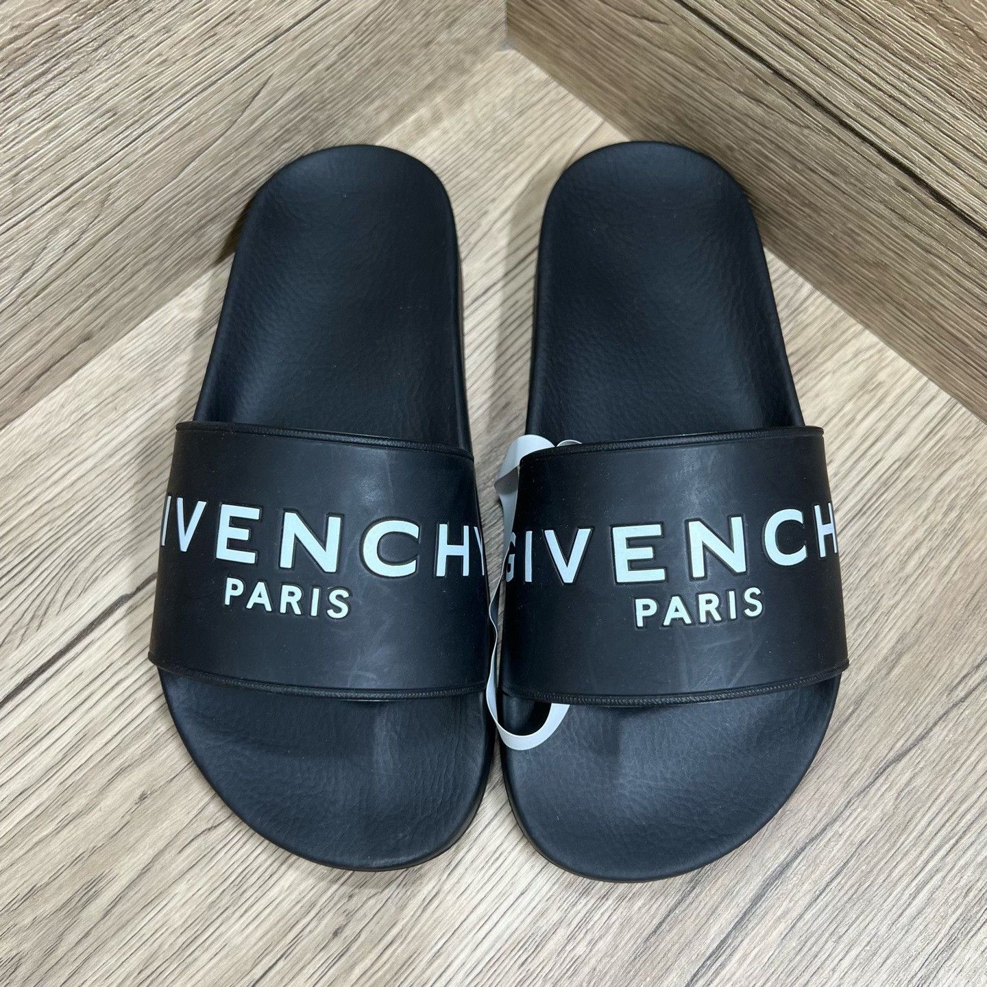 Givenchy Givenchy Logo Slides Size 35 Size US 5 / IT 35 - 3 Thumbnail