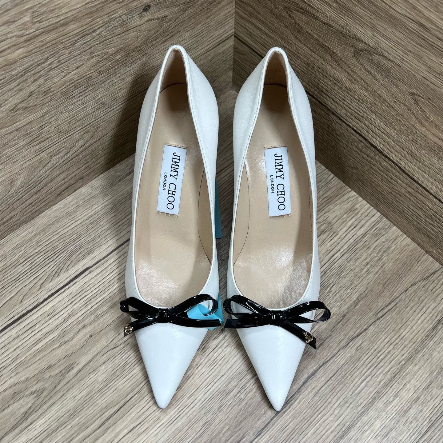 Jimmy Choo Jimmy Choo White Bow Pumps Size 36 Size US 6 / IT 36 - 4 Thumbnail