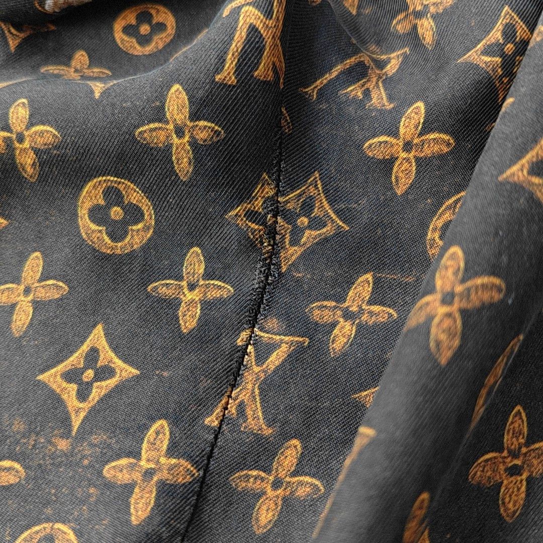 Louis Vuitton Louis Vuitton Monogram Silk Shorts Size 34 Size 25" / US 0 / IT 36 - 8 Thumbnail