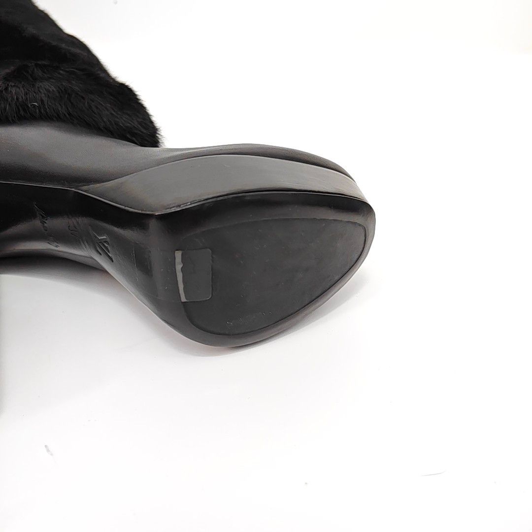 Louis Vuitton Louis Vuitton Black Fur Trim Leather Boots Size 37 Size US 7 / IT 37 - 7 Thumbnail