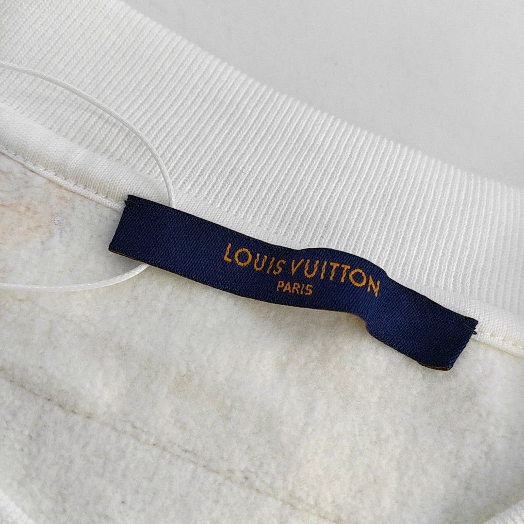 Louis Vuitton Louis Vuitton Watercolor Monogram Sweatshirt Size L Size US L / EU 52-54 / 3 - 5 Thumbnail