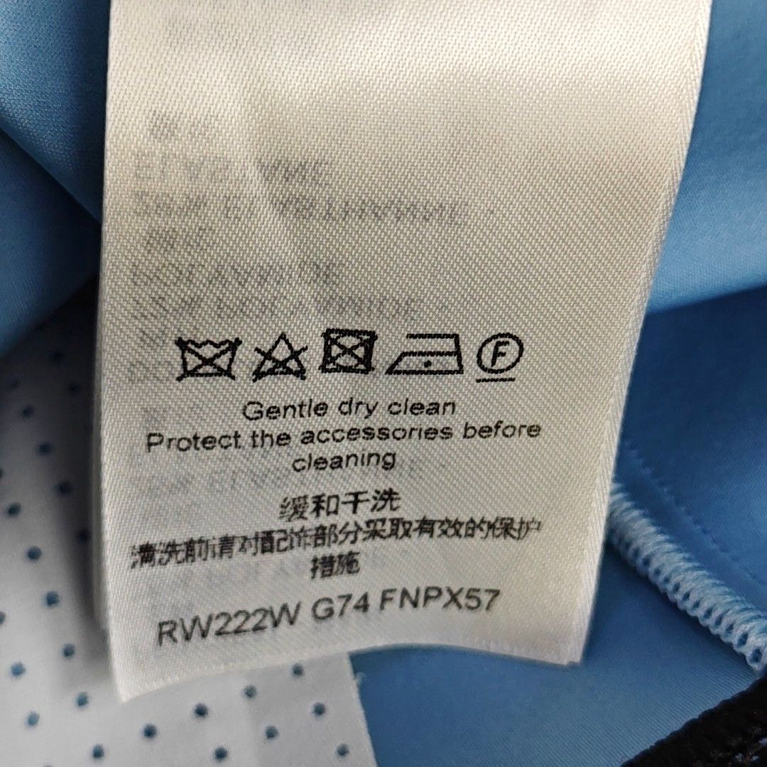 Louis Vuitton Louis Vuitton Monogram Logo Set Size XS Size XS / US 0-2 / IT 36-38 - 8 Thumbnail