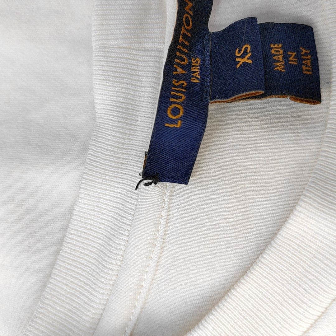 Louis Vuitton Louis Vuitton Graphic Logo T-Shirt Size XS Size XS / US 0-2 / IT 36-38 - 7 Thumbnail