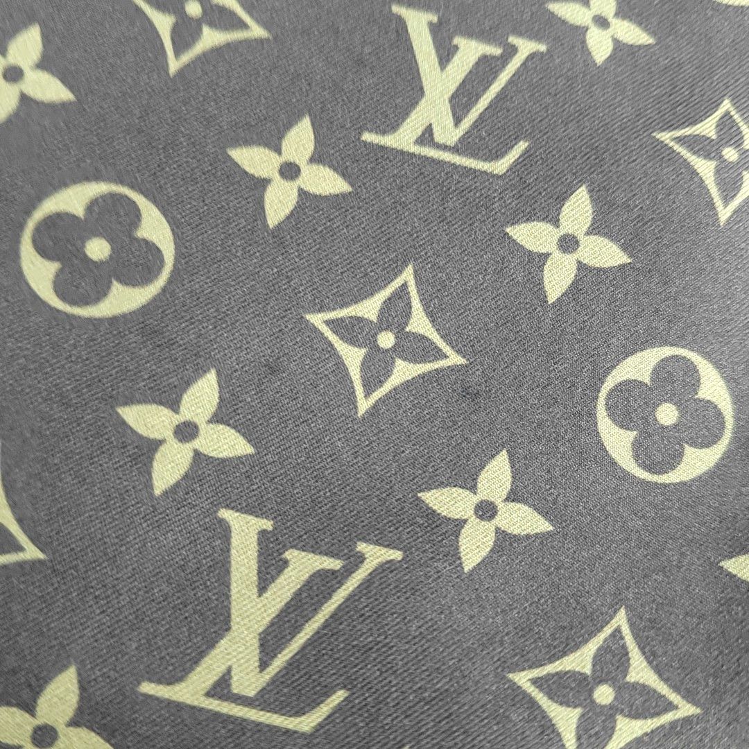 Louis Vuitton LOUIS VUITTON Monogram Print Silk Shorts Size 34 Size 24" / US 00 / IT 34 - 7 Thumbnail