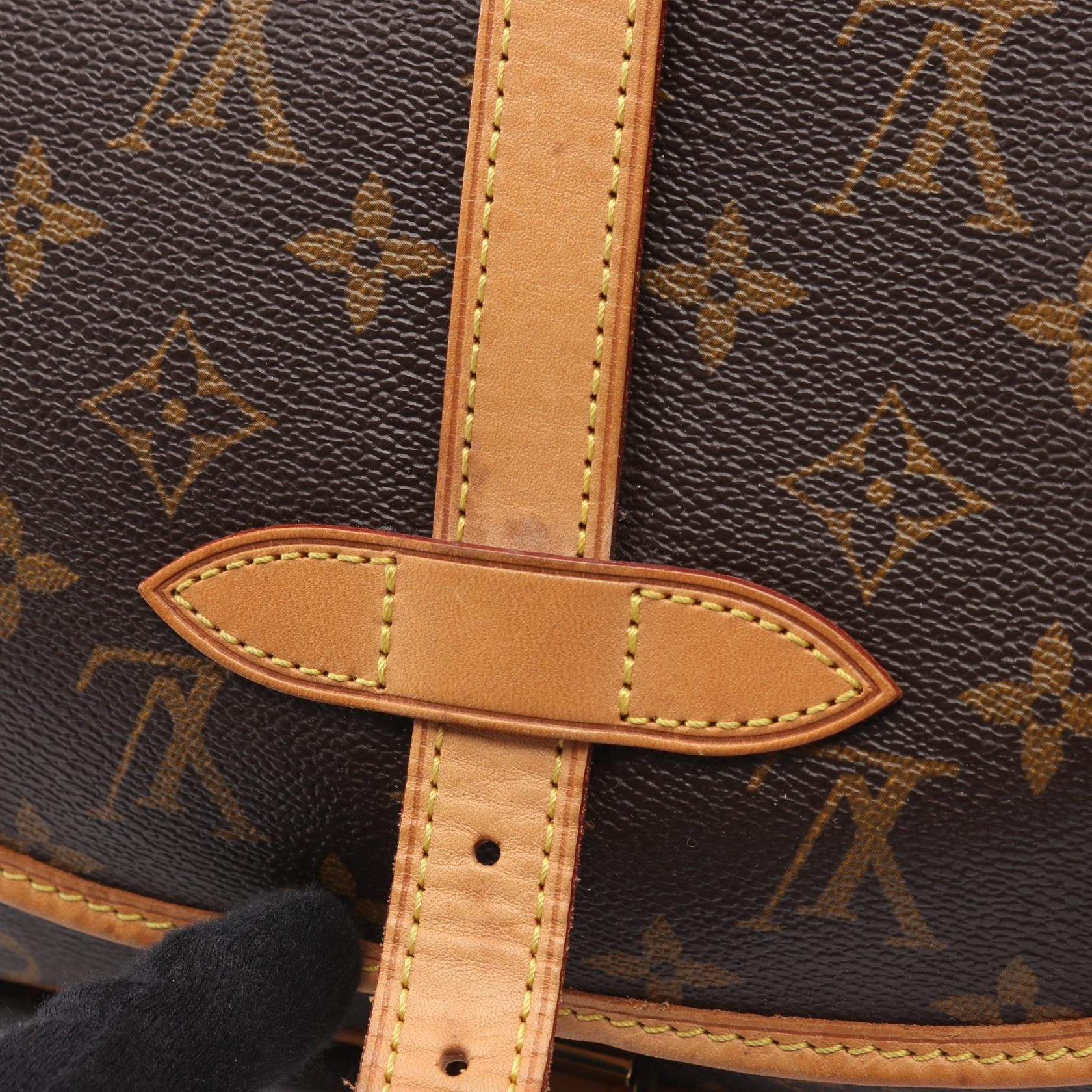 Louis Vuitton Louis Vuitton Louis Vuitton Saumur 30 Monogram Shoulder Bag Textile Shoulder Bag M42256 DUTY FREE for USA Size ONE SIZE - 8 Thumbnail