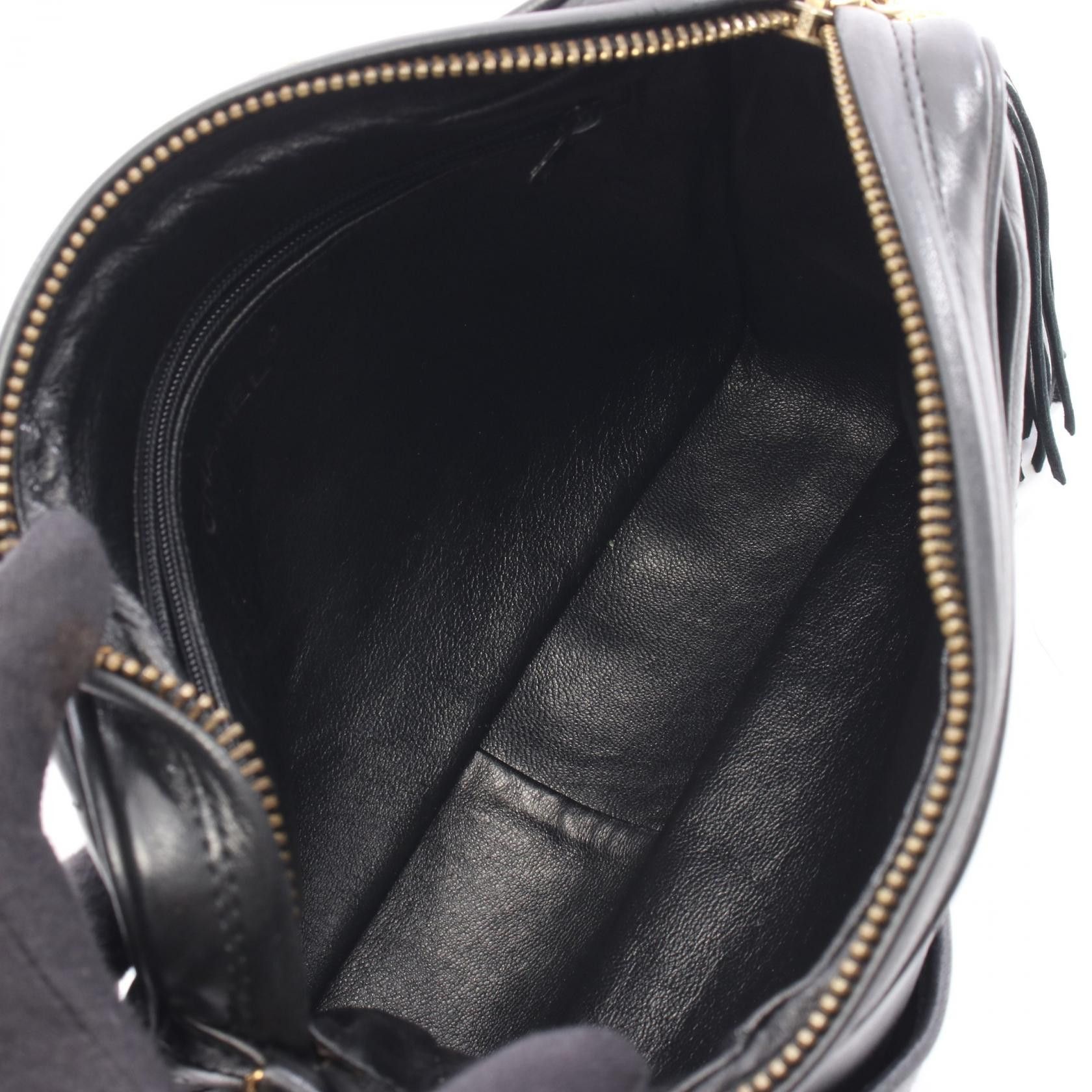 Chanel Chanel Chanel V Stitch Lambskin Shoulder Bag Leather Shoulder Bag DUTY FREE for USA Size ONE SIZE - 3 Thumbnail