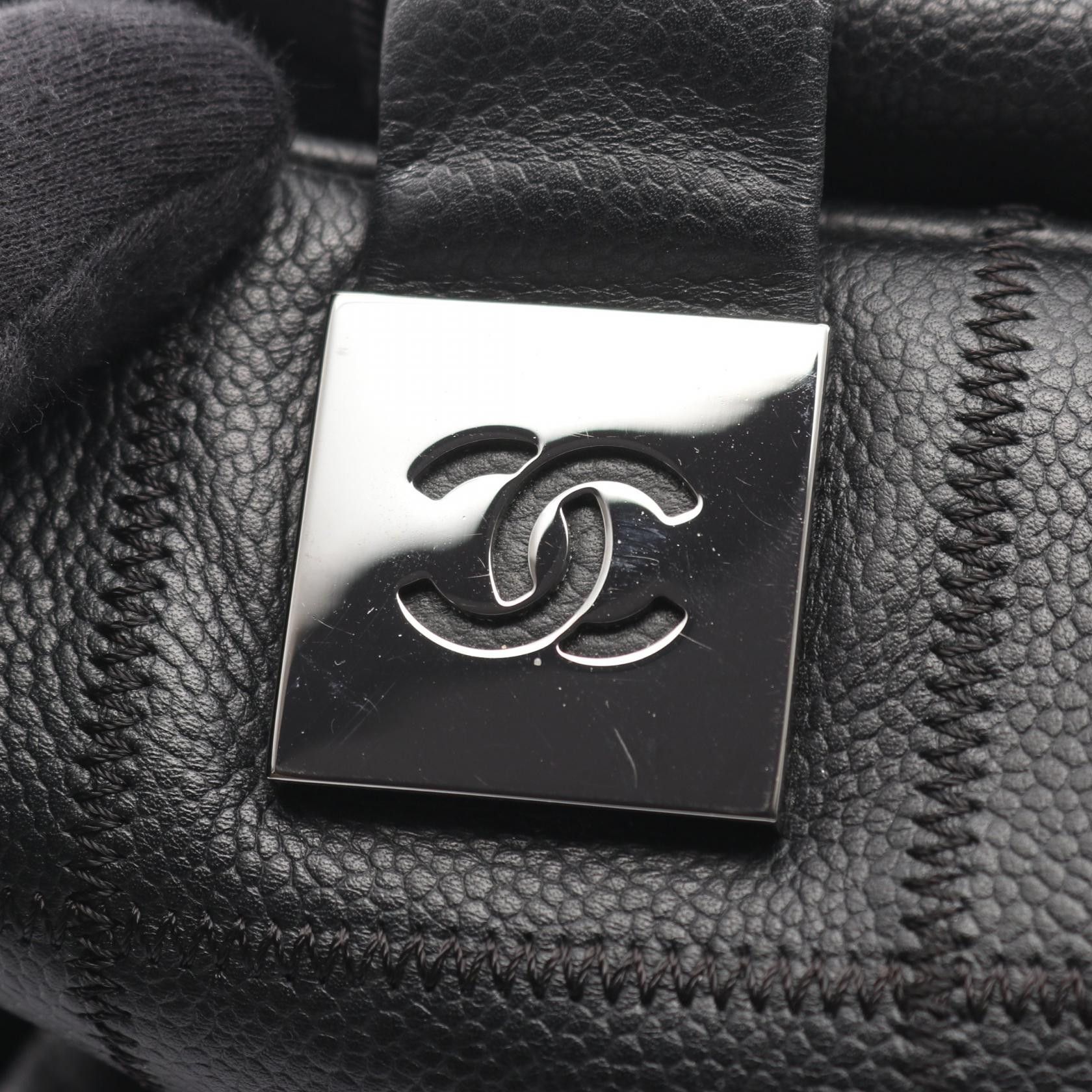 Chanel Chanel Chanel Chocolate Bar Calf Leather Handbag Leather Handbag DUTY FREE for USA Size ONE SIZE - 8 Thumbnail
