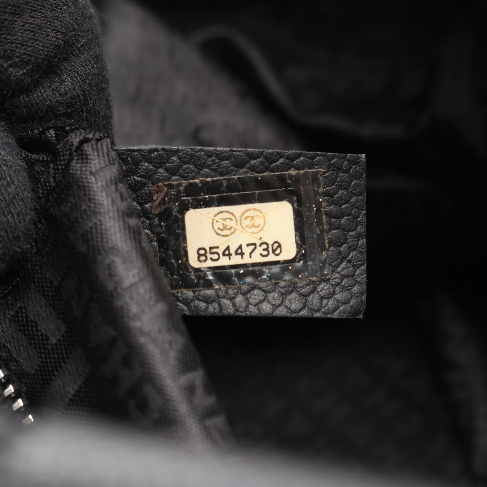 Chanel Chanel Chanel Chocolate Bar Calf Leather Handbag Leather Handbag DUTY FREE for USA Size ONE SIZE - 5 Thumbnail