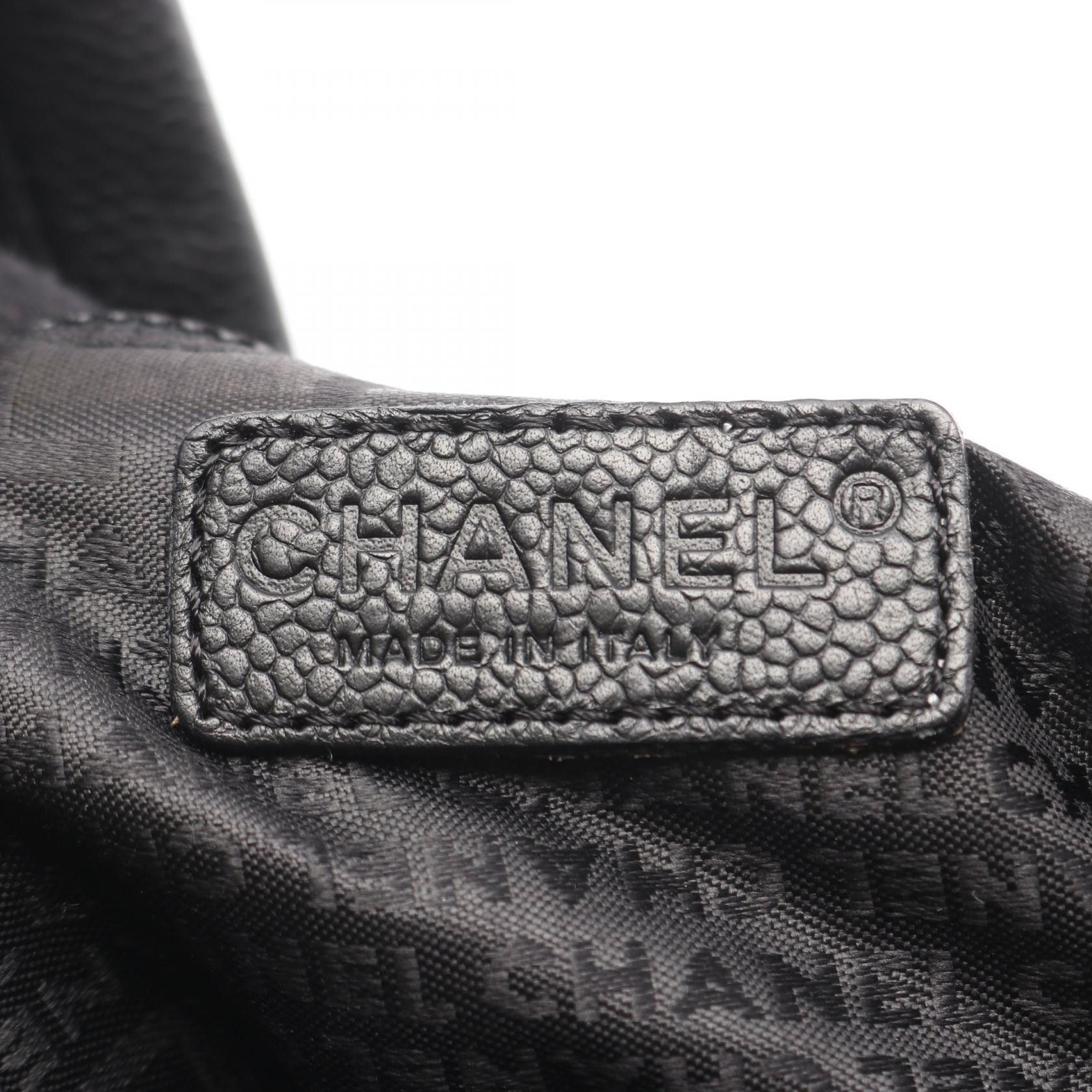 Chanel Chanel Chanel Chocolate Bar Calf Leather Handbag Leather Handbag DUTY FREE for USA Size ONE SIZE - 4 Thumbnail