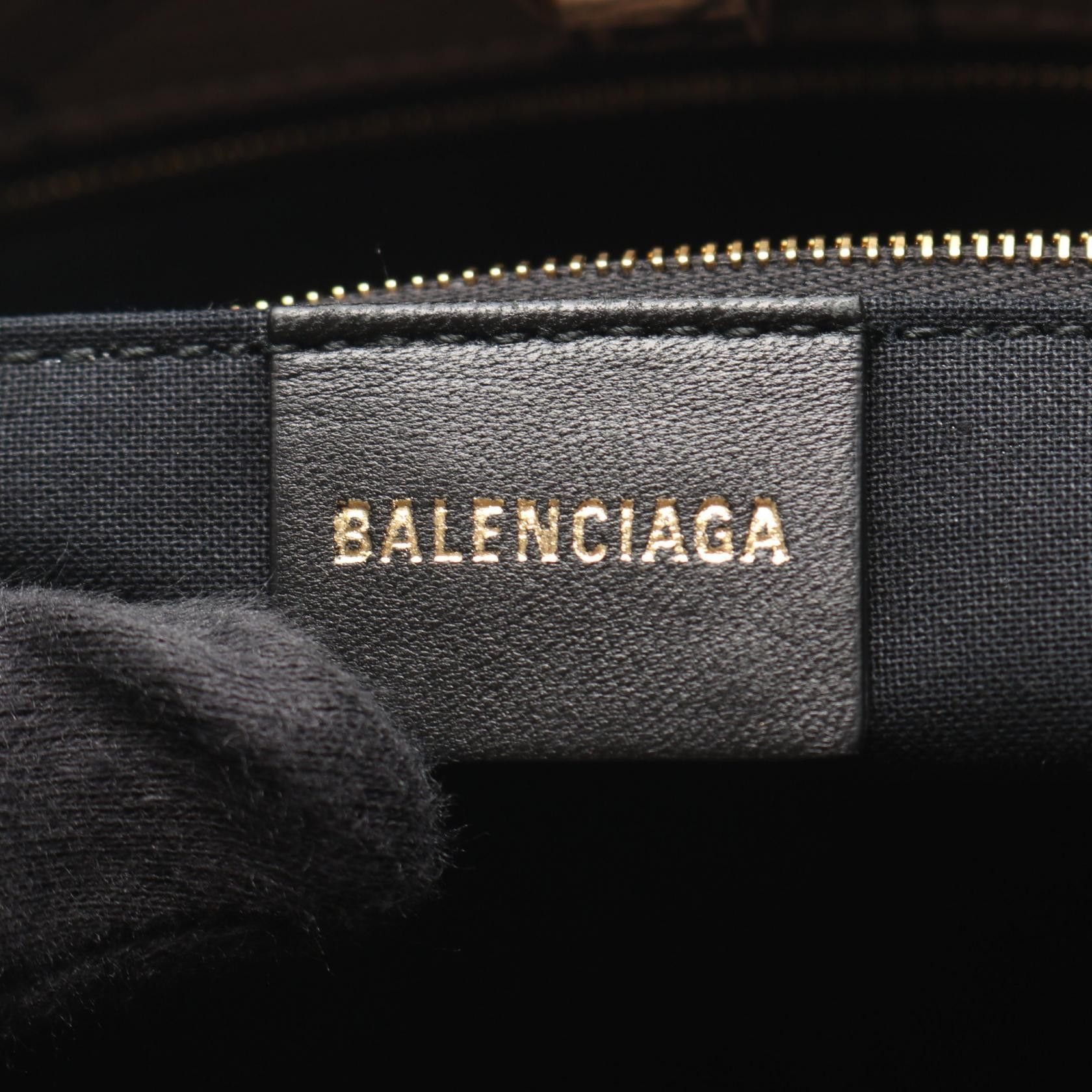 Balenciaga Balenciaga Balenciaga BB Monogram PVC Coated Canvas Tote Bag Plastic / Synthetic Tote Bag 702703 DUTY FREE for USA Size ONE SIZE - 4 Thumbnail