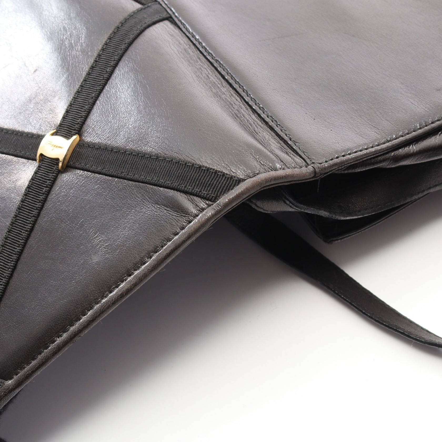 Salvatore Ferragamo Salvatore Ferragamo Salvatore Ferragamo Vara Leather Shoulder Bag Leather Shoulder Bag DUTY FREE for USA Size ONE SIZE - 9 Thumbnail