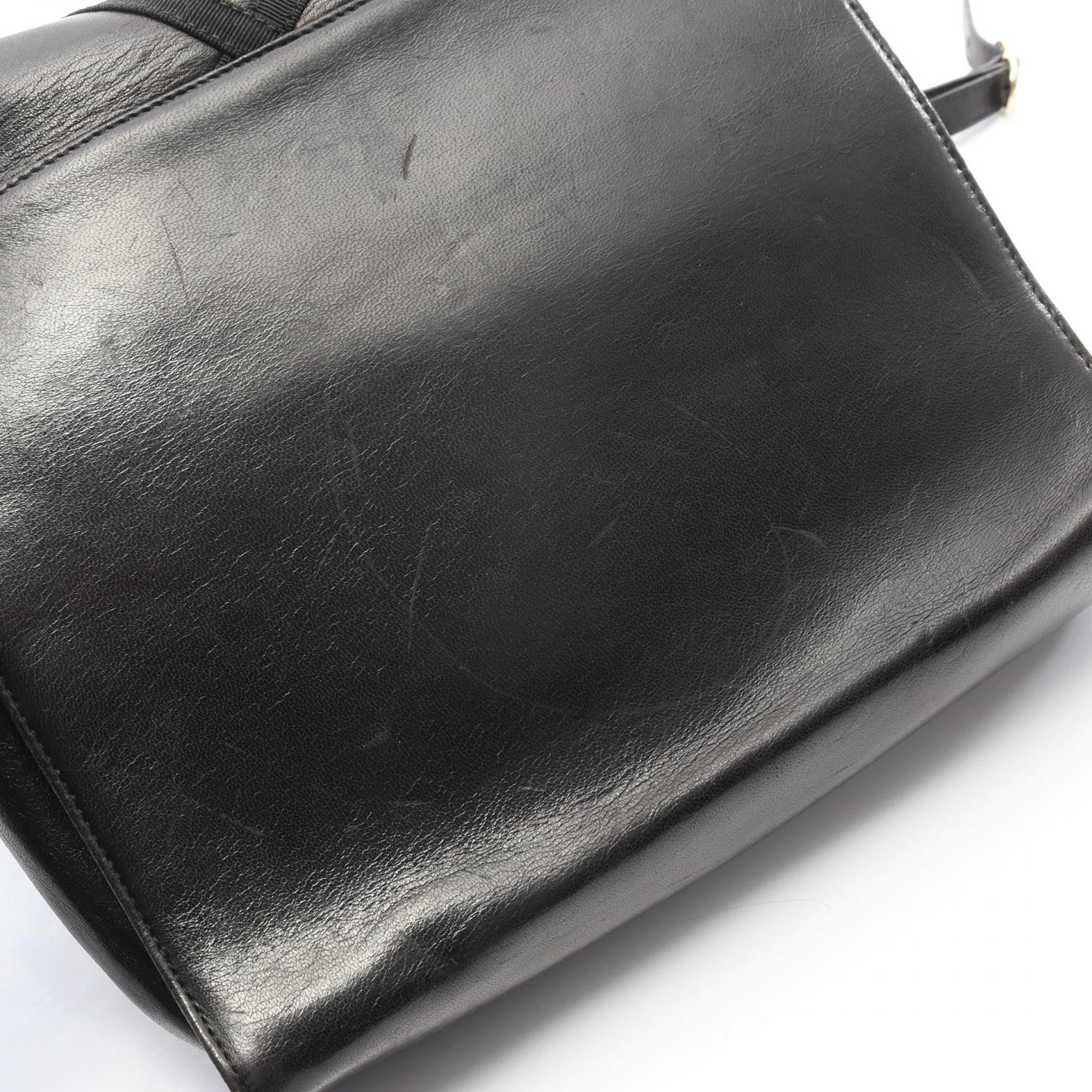 Salvatore Ferragamo Salvatore Ferragamo Salvatore Ferragamo Vara Leather Shoulder Bag Leather Shoulder Bag DUTY FREE for USA Size ONE SIZE - 8 Thumbnail