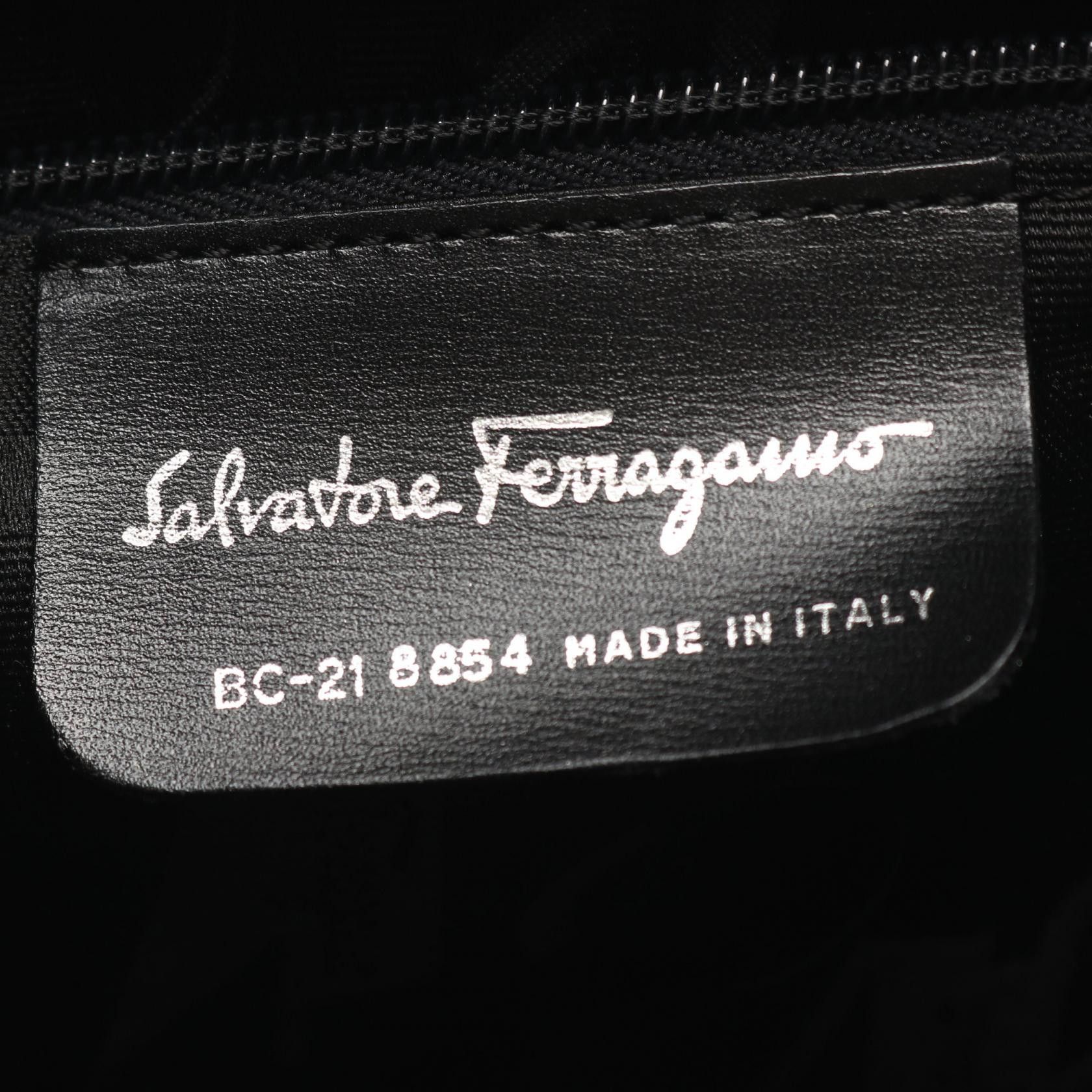 Salvatore Ferragamo Salvatore Ferragamo Salvatore Ferragamo Vara patent leather handbag Leather Handbag 218854 DUTY FREE for USA Size ONE SIZE - 4 Thumbnail