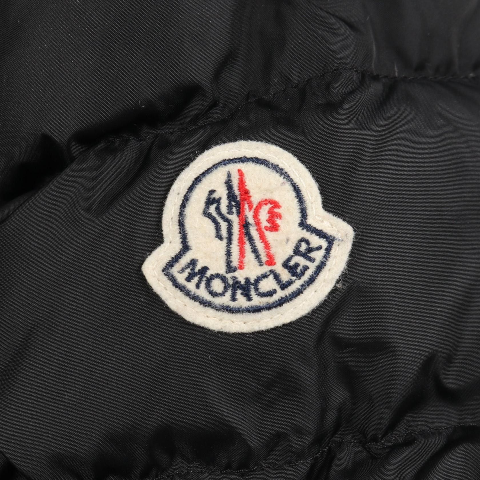 Moncler Moncler Moncler AMIOT Down Jacket Textile Outerwear DUTY FREE for USA Size ONE SIZE - 5 Thumbnail