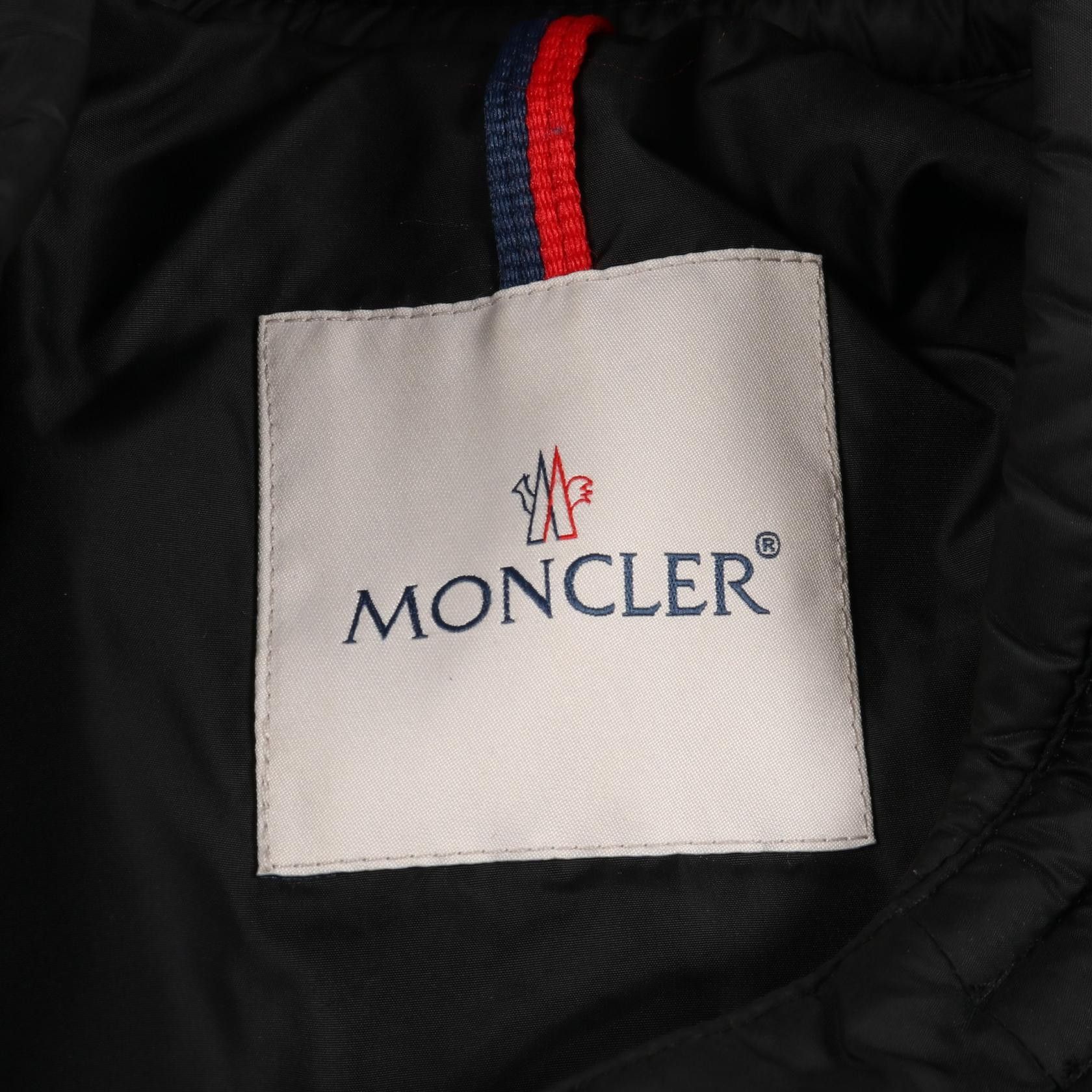 Moncler Moncler Moncler AMIOT Down Jacket Textile Outerwear DUTY FREE for USA Size ONE SIZE - 3 Thumbnail