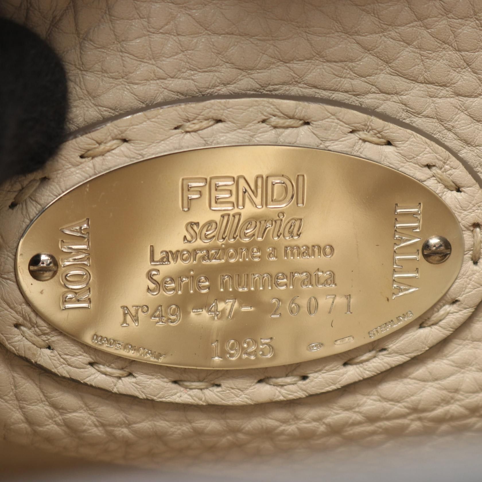 Fendi Fendi Fendi Peekaboo Leather Handbag Leather Handbag DUTY FREE for USA Size ONE SIZE - 4 Thumbnail
