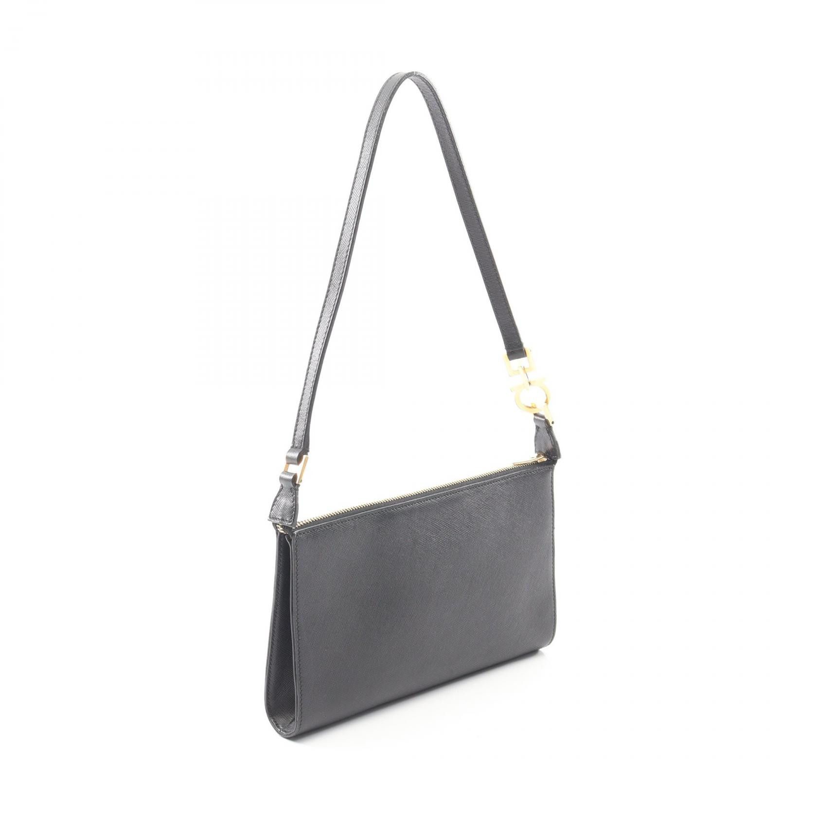 Salvatore Ferragamo Salvatore Ferragamo Salvatore Ferragamo Gancini Leather Shoulder Bag Leather Shoulder Bag DUTY FREE for USA Size ONE SIZE - 2 Thumbnail