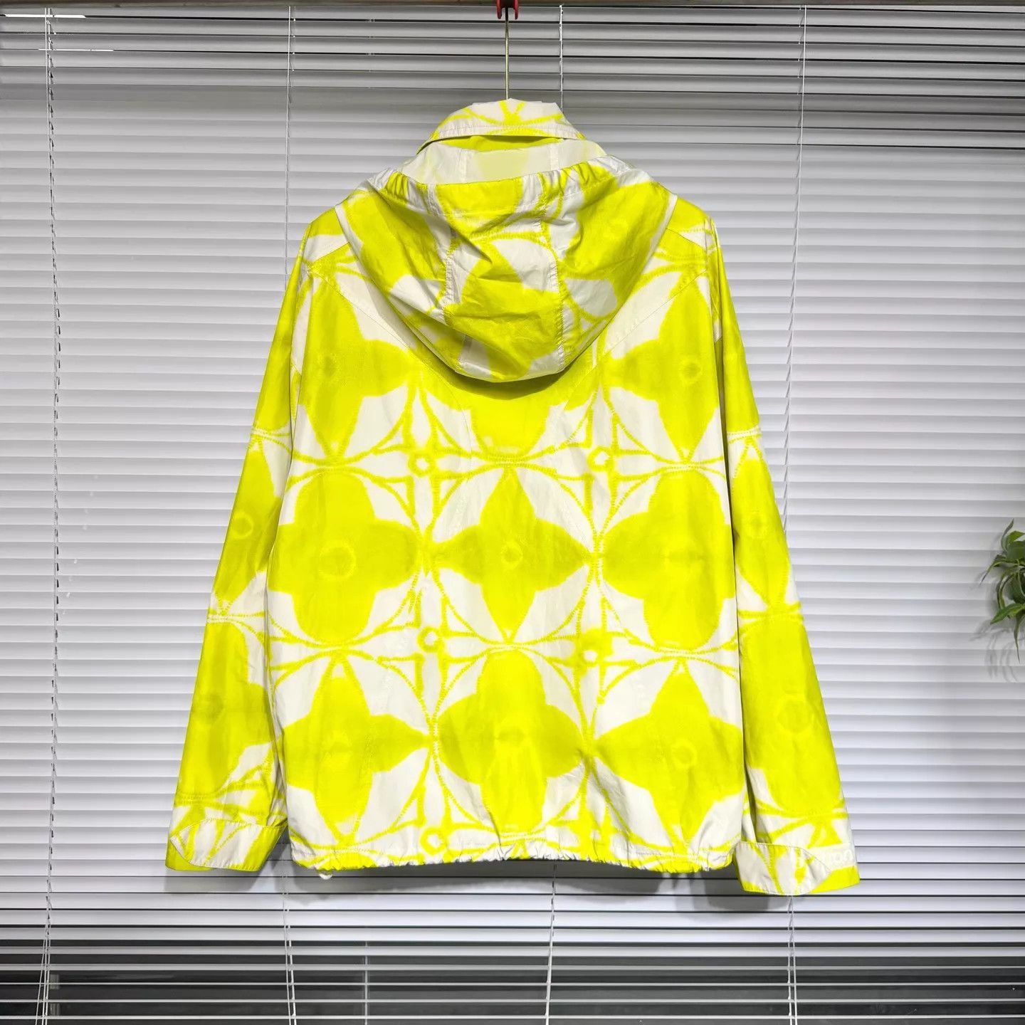 Louis Vuitton Yellow Patterned Lightweight Jacket Size S Size US S / EU 44-46 / 1 - 2 Thumbnail