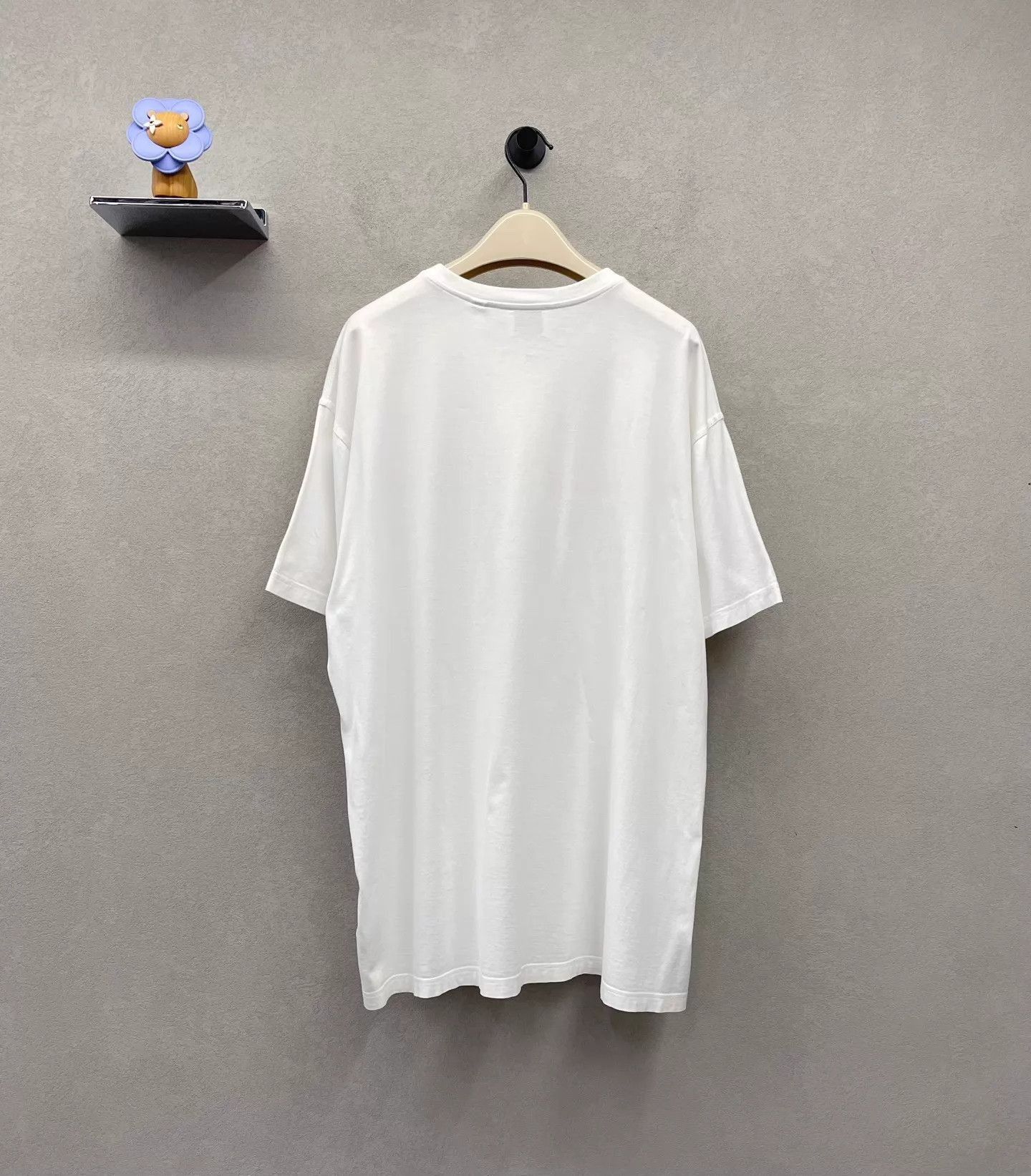 Burberry White Short Sleeve T-Shirt - Size M Size US M / EU 48-50 / 2 - 2 Thumbnail