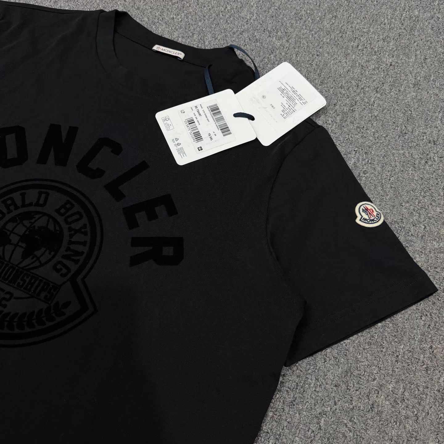 Moncler Black Short Sleeve Graphic Tee Size US XXL / EU 58 / 5 - 3 Thumbnail