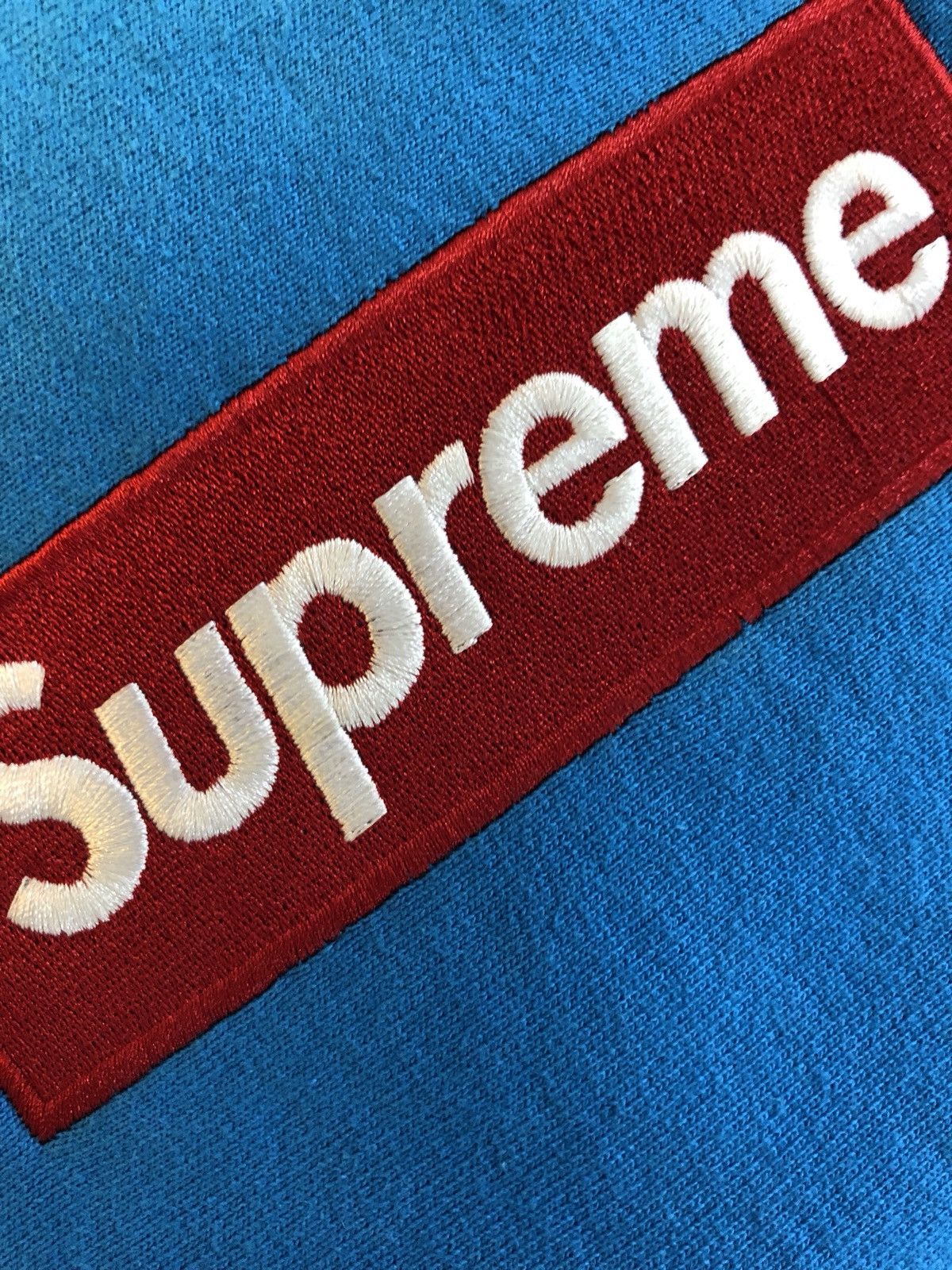 Red on teal box logo shop