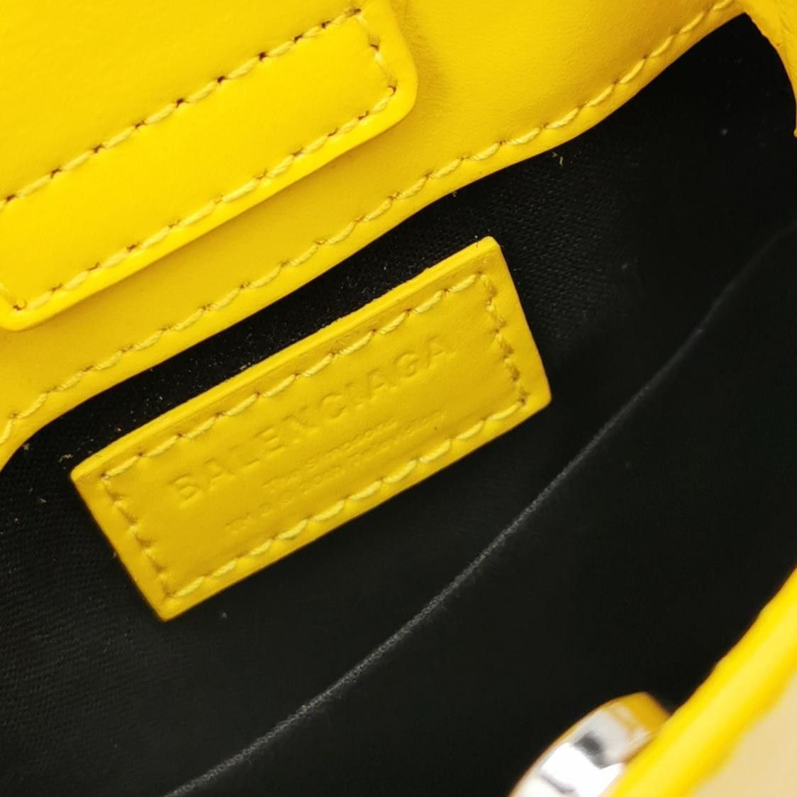 Balenciaga Balenciaga Women os Crossbody Bags Size ONE SIZE - 8 Thumbnail