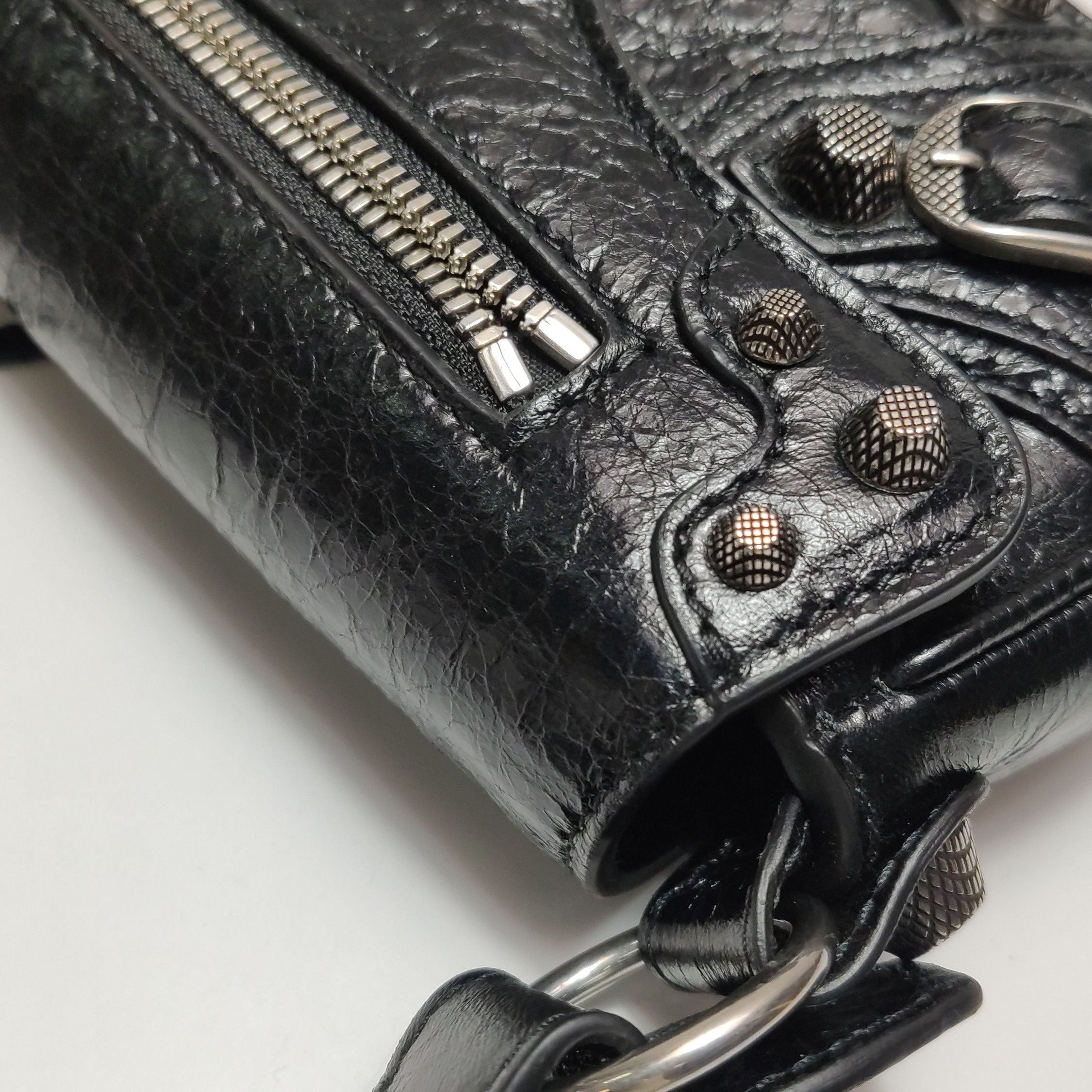 Balenciaga Balenciaga Women os Shoulder Bags Size ONE SIZE - 16 Thumbnail
