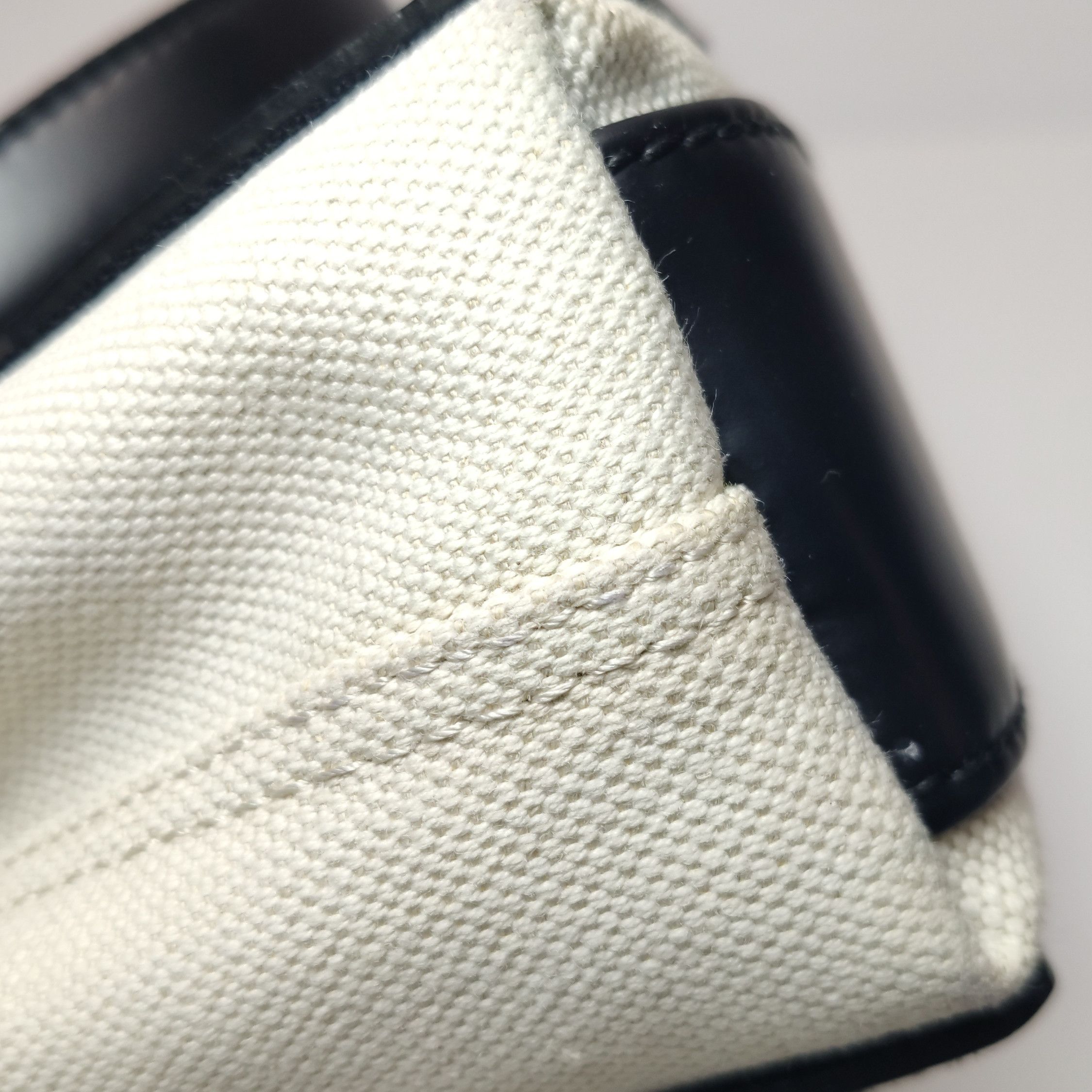 Balenciaga Balenciaga Women os Shoulder Bags Size ONE SIZE - 17 Thumbnail