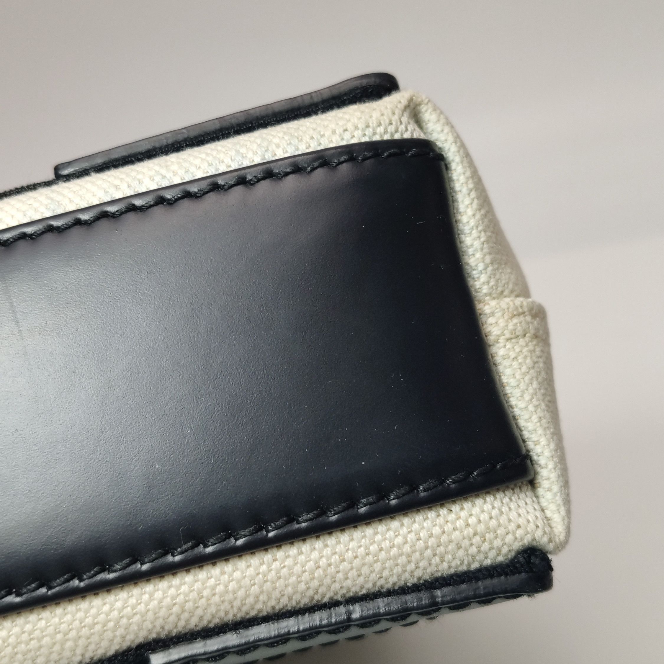 Balenciaga Balenciaga Women os Shoulder Bags Size ONE SIZE - 18 Thumbnail