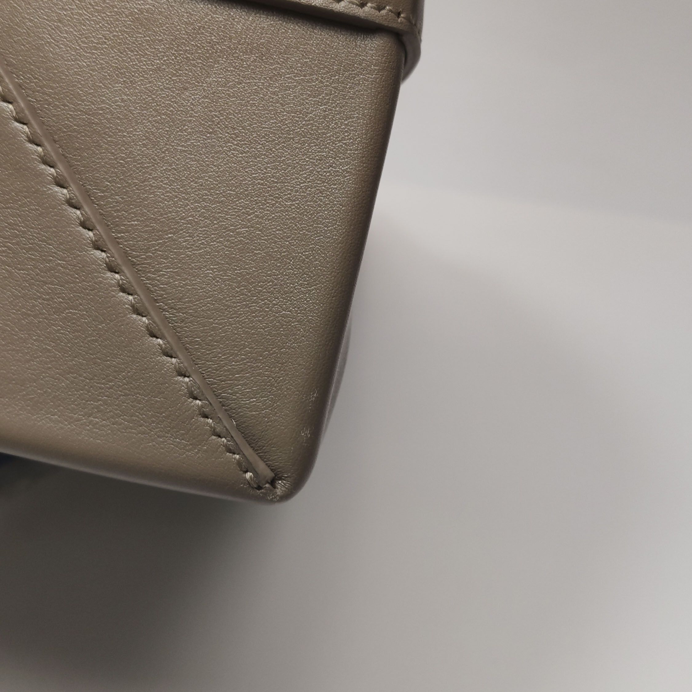 Balenciaga Balenciaga Women os Shoulder Bags Size ONE SIZE - 15 Thumbnail