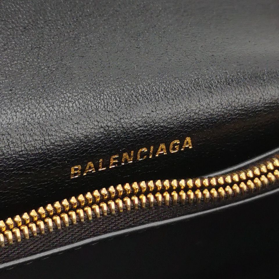 Balenciaga Balenciaga Women os Shoulder Bags Size ONE SIZE - 8 Thumbnail