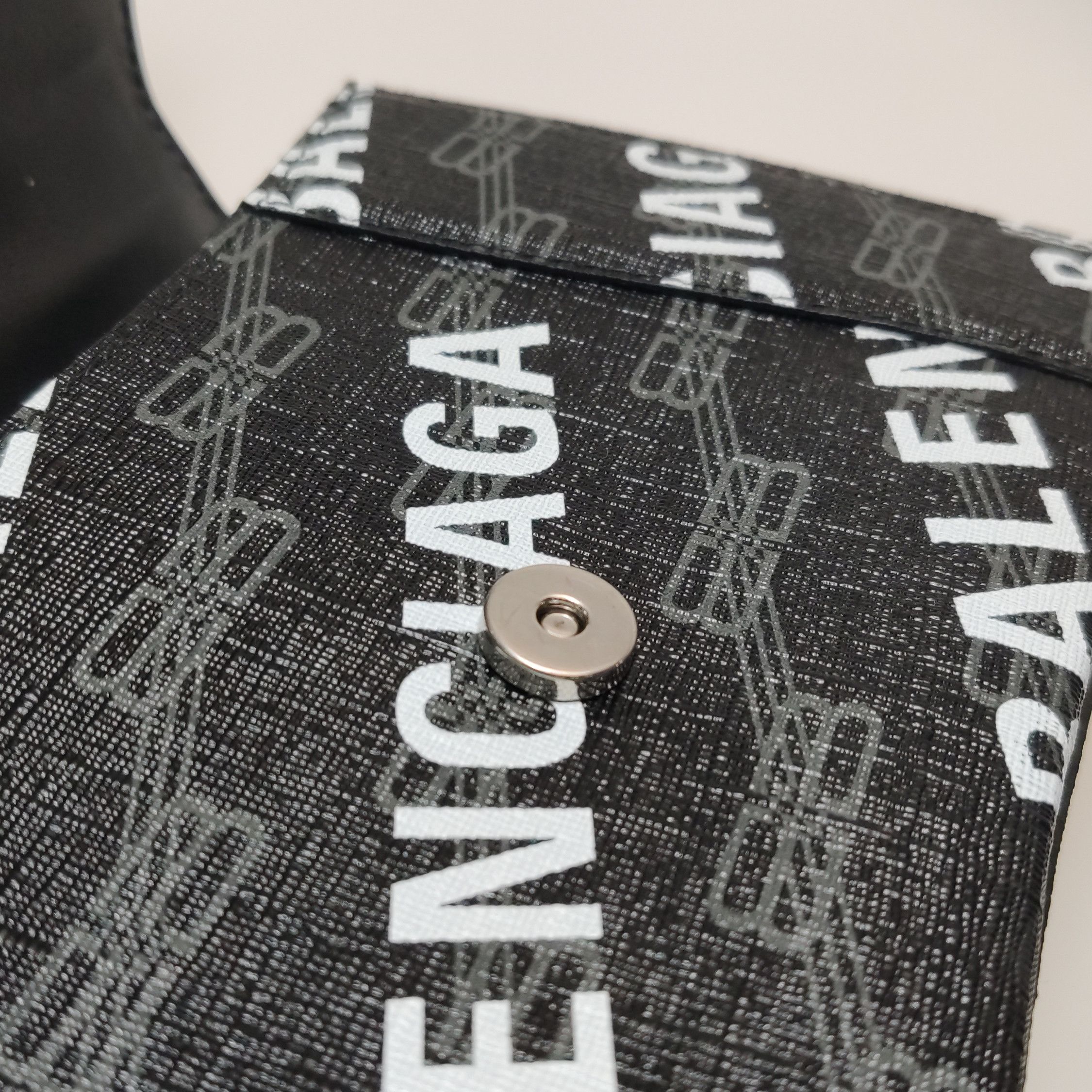 Balenciaga Balenciaga Women os Shoulder Bags Size ONE SIZE - 11 Thumbnail