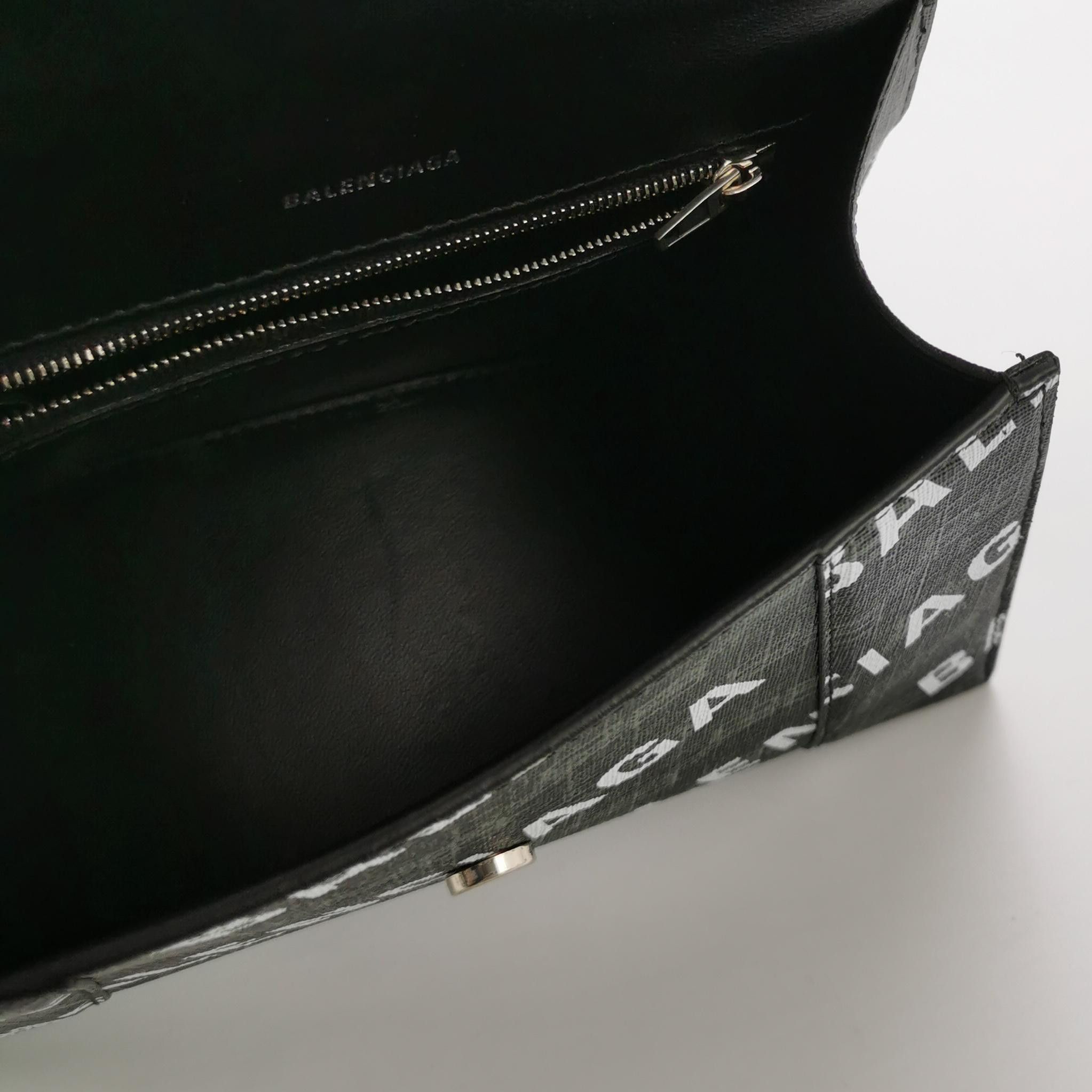 Balenciaga Balenciaga Women os Shoulder Bags Size ONE SIZE - 7 Thumbnail