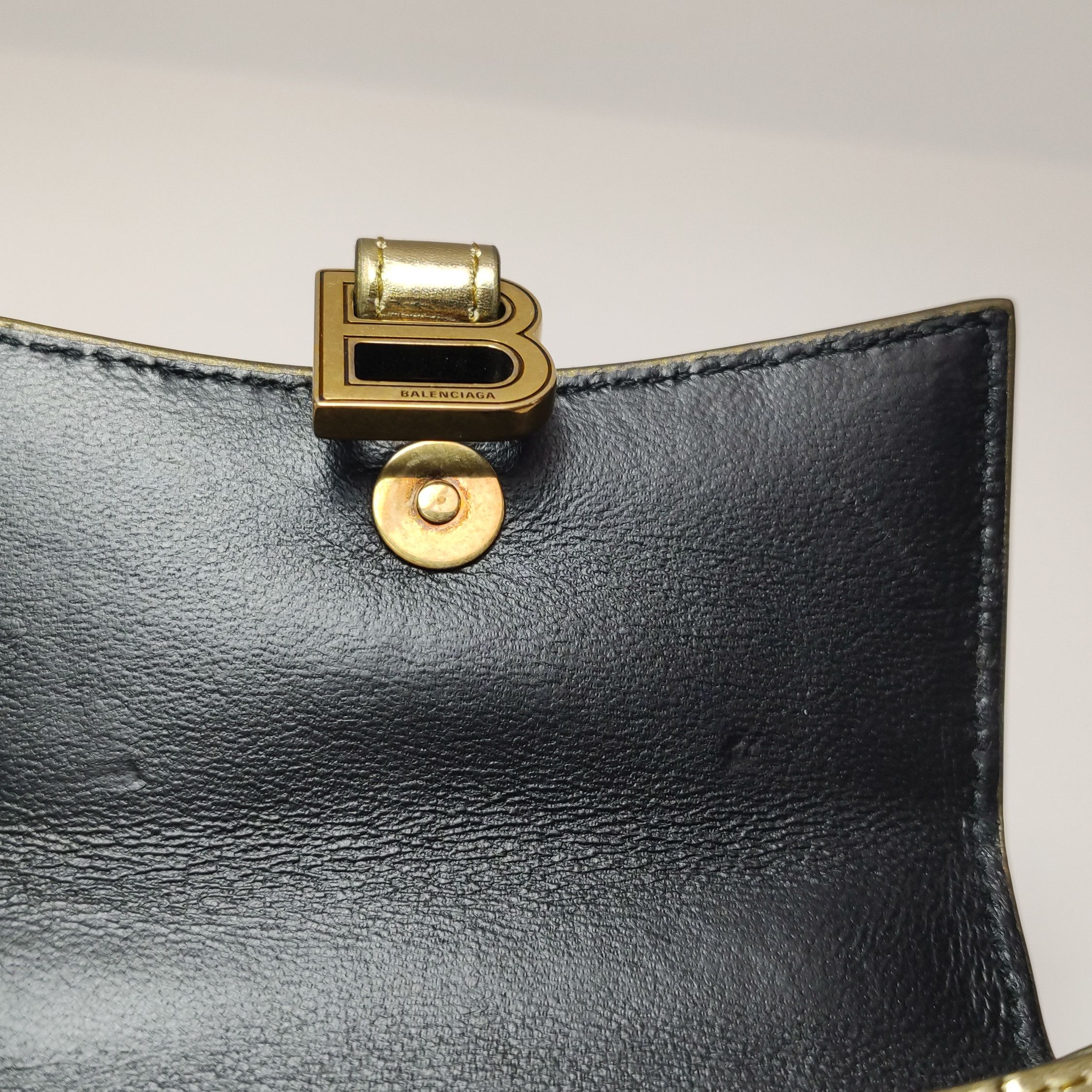 Balenciaga Balenciaga Women os Crossbody Bags Size ONE SIZE - 22 Thumbnail
