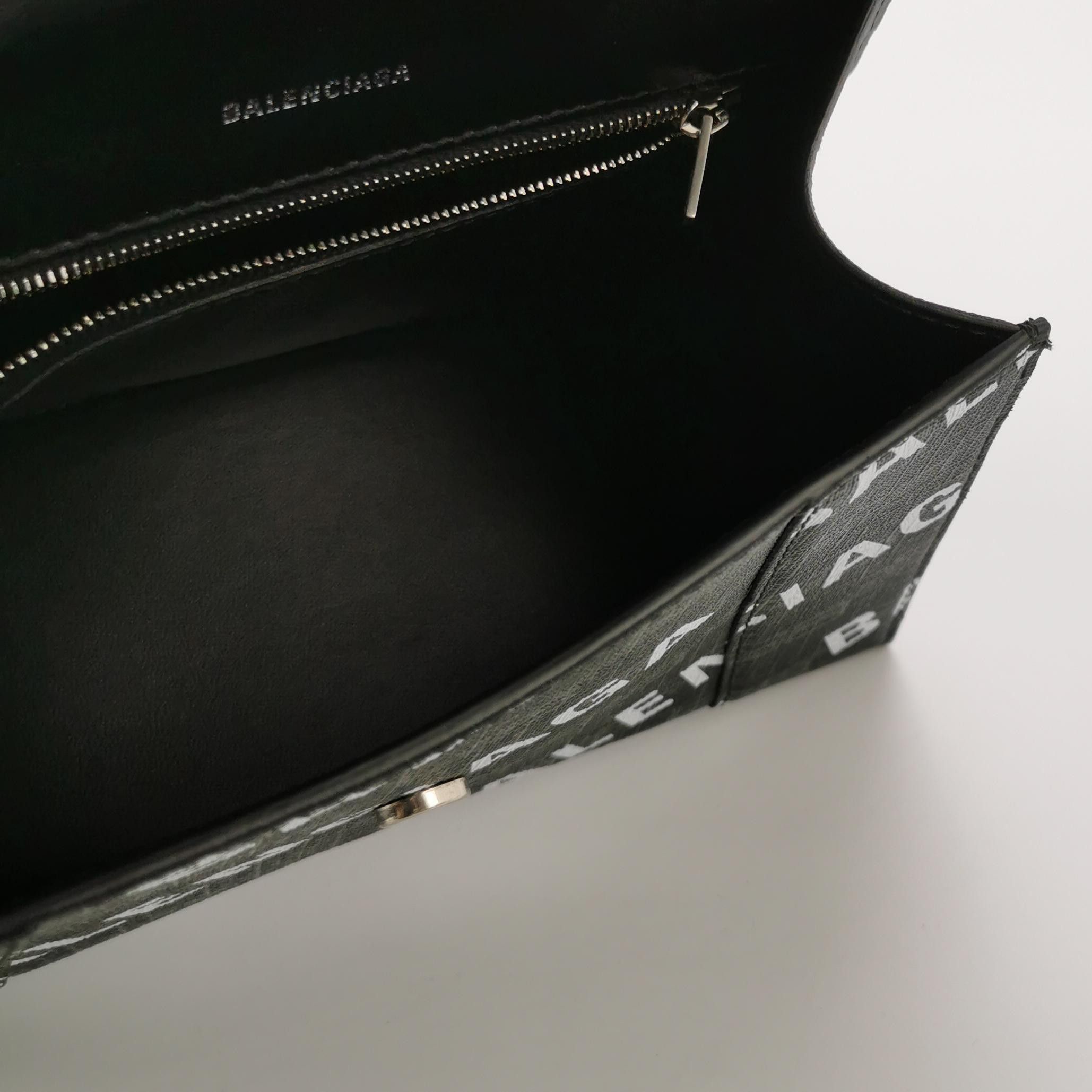 Balenciaga Balenciaga Women os Shoulder Bags Size ONE SIZE - 7 Thumbnail