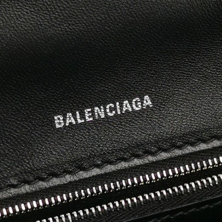 Balenciaga Balenciaga Women os Shoulder Bags Size ONE SIZE - 8 Thumbnail