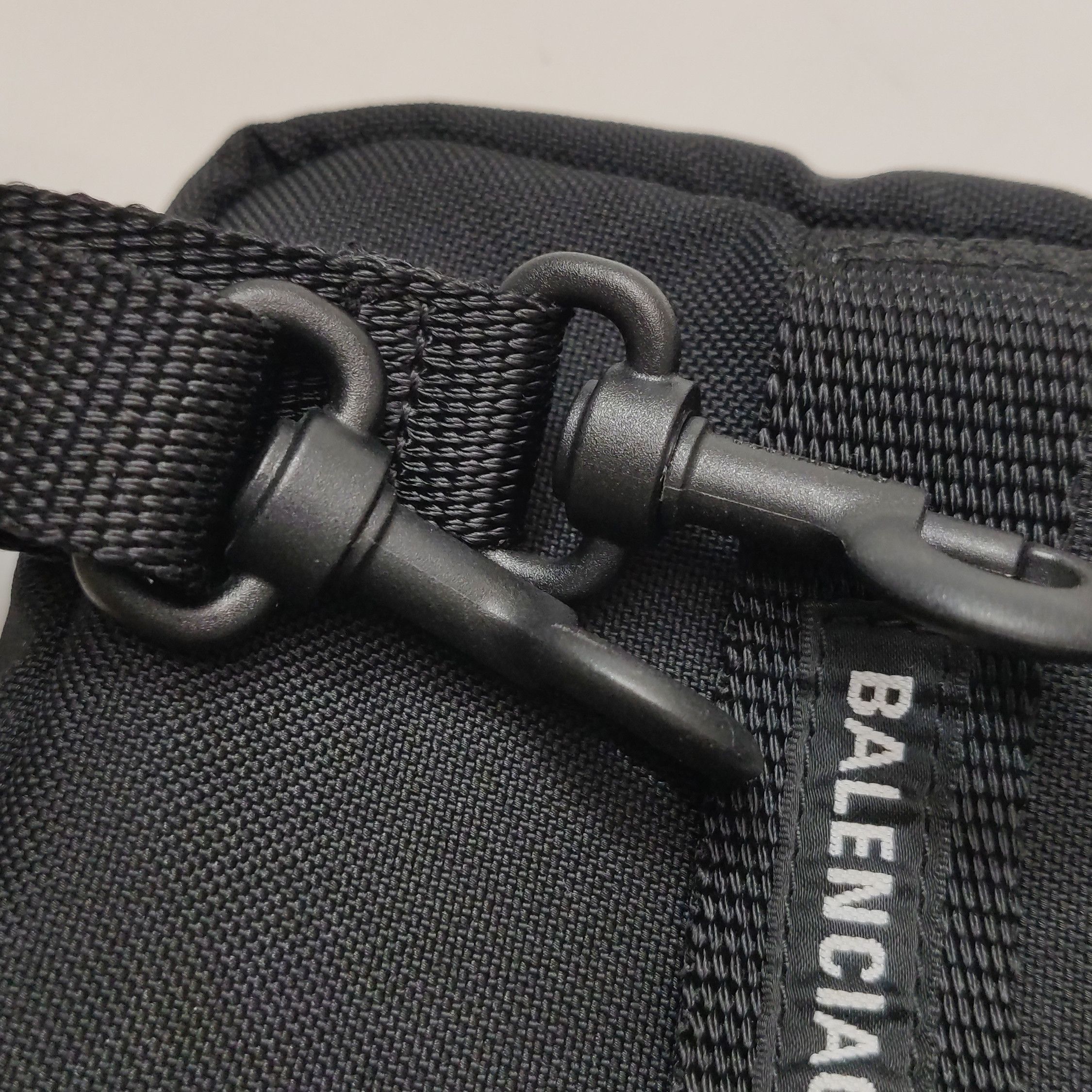Balenciaga Balenciaga Women os Crossbody Bags Size ONE SIZE - 12 Thumbnail