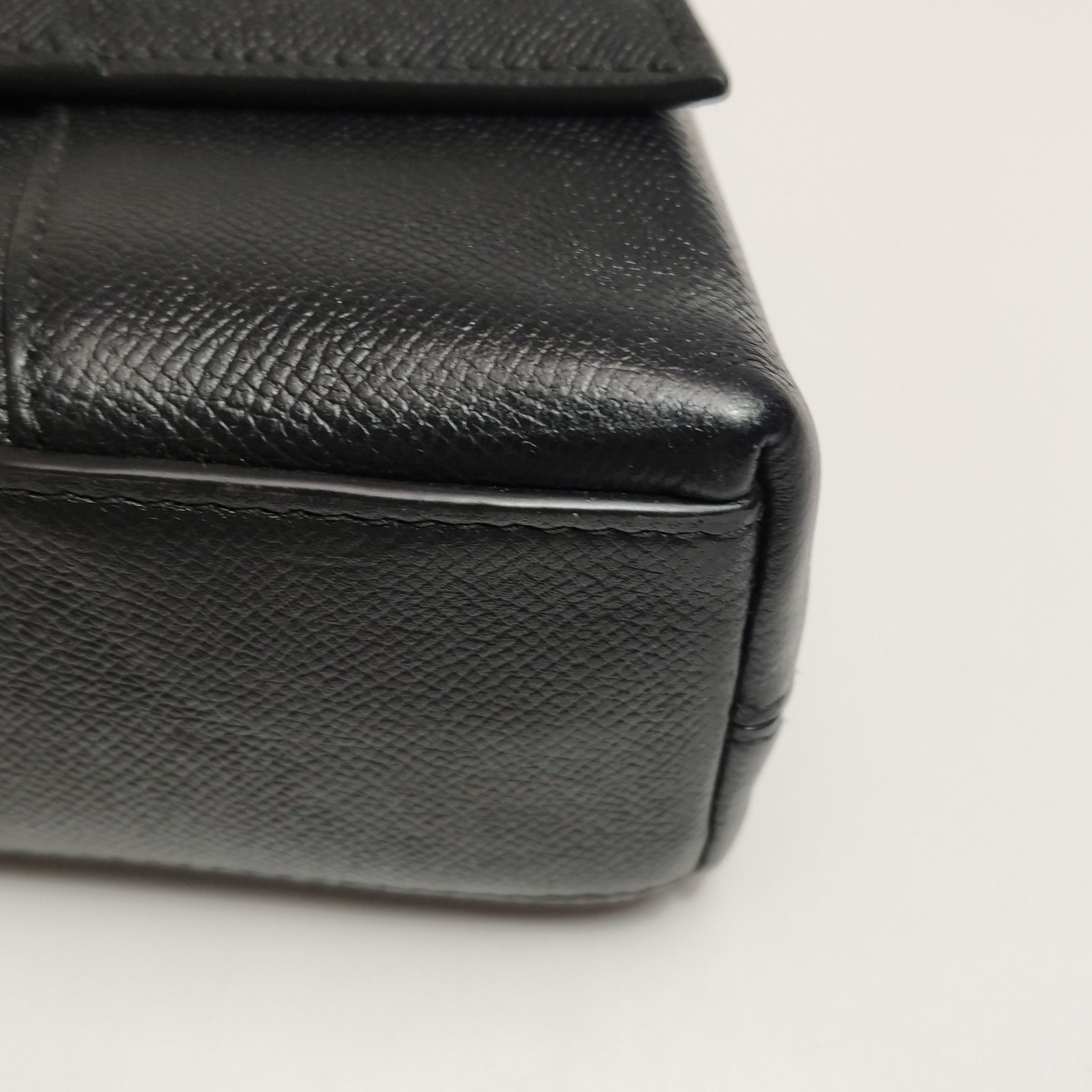 Balenciaga Balenciaga Women os Shoulder Bags Size ONE SIZE - 19 Thumbnail