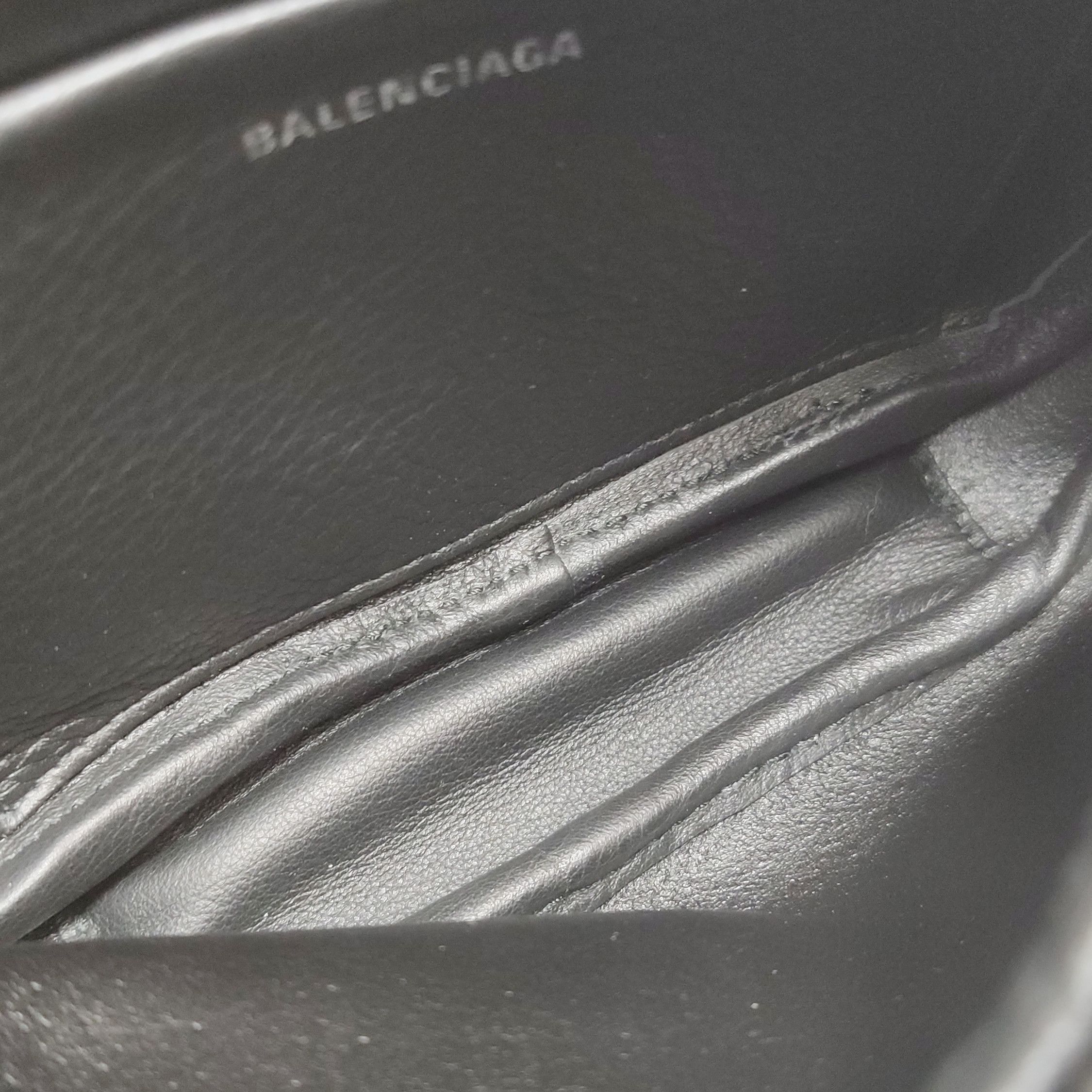 Balenciaga Balenciaga Women os Crossbody Bags Size ONE SIZE - 17 Thumbnail